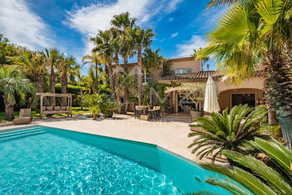 Luxury Sea View Villa for Sale in Grimaud | Family Estate French Riviera — photo 7