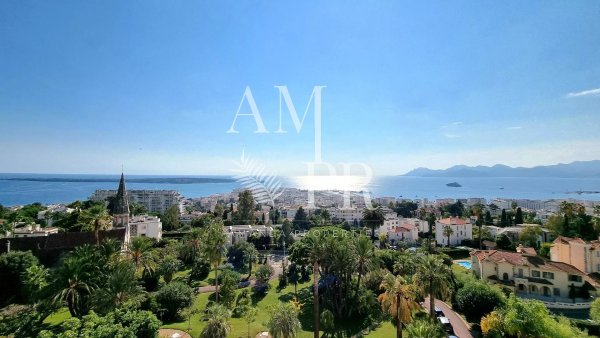 Top floor - Magnificent bourgeois apartment - Cannes Californie — photo 1
