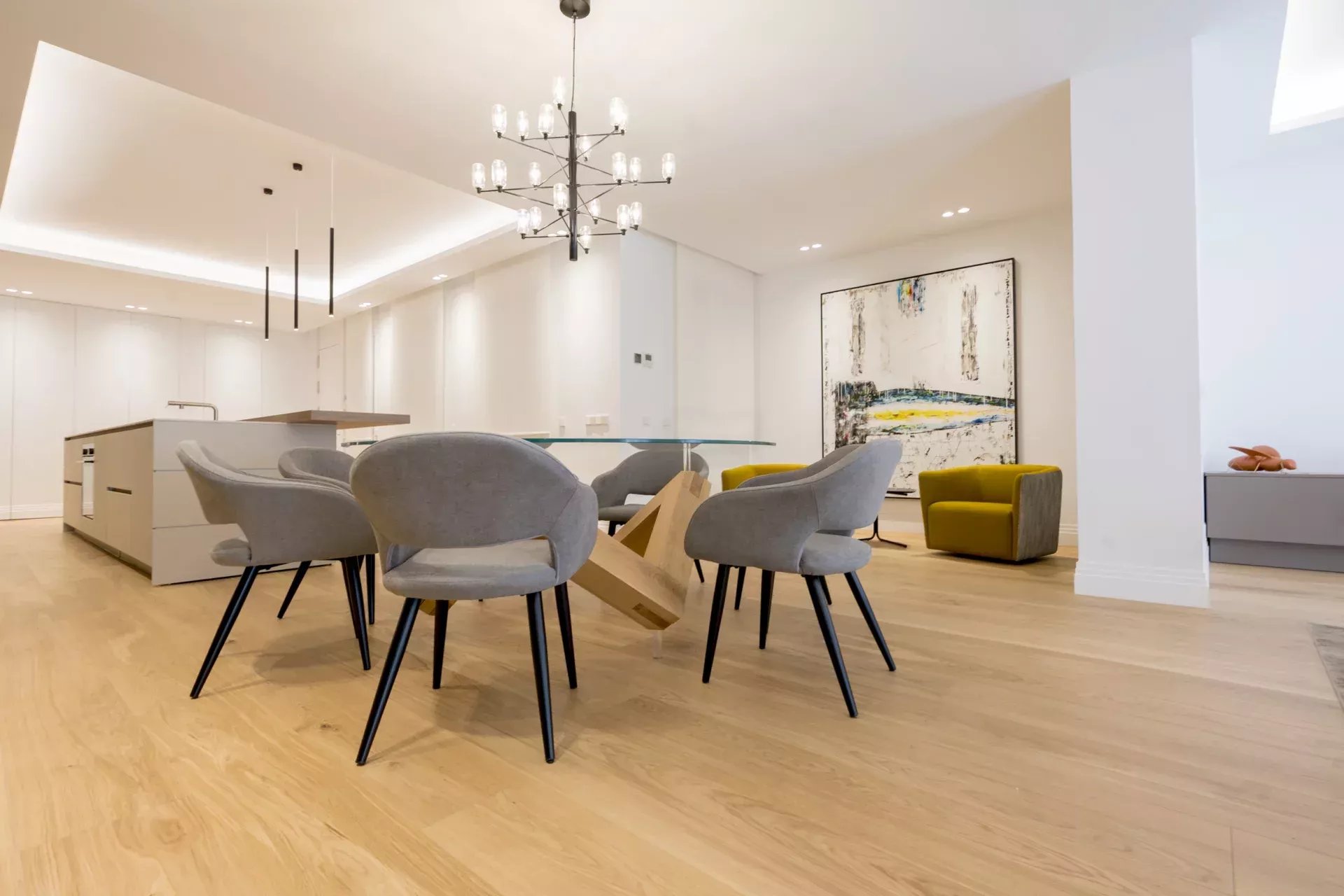 Appartement de Luxe Rénové avec Vue Imprenable sur la Fontaine de Neptune - picture 11