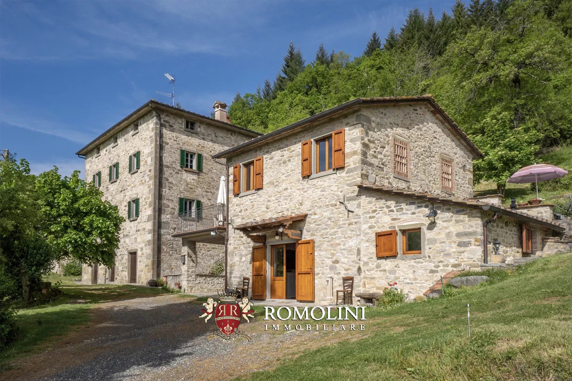 6 Bedroom Villa/Townhouse's Image 21