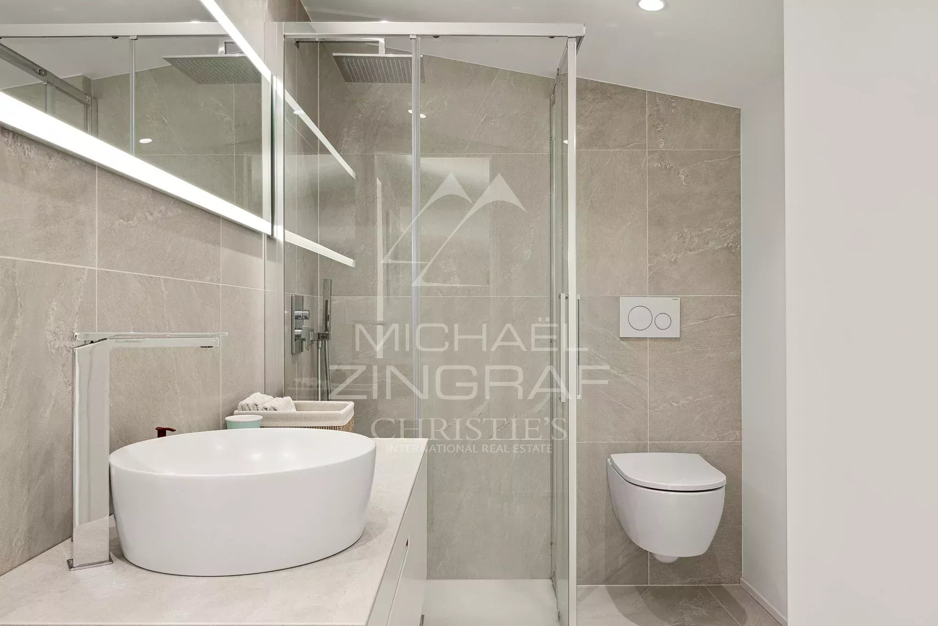 3 Bedroom Villa/Townhouse's Image 8