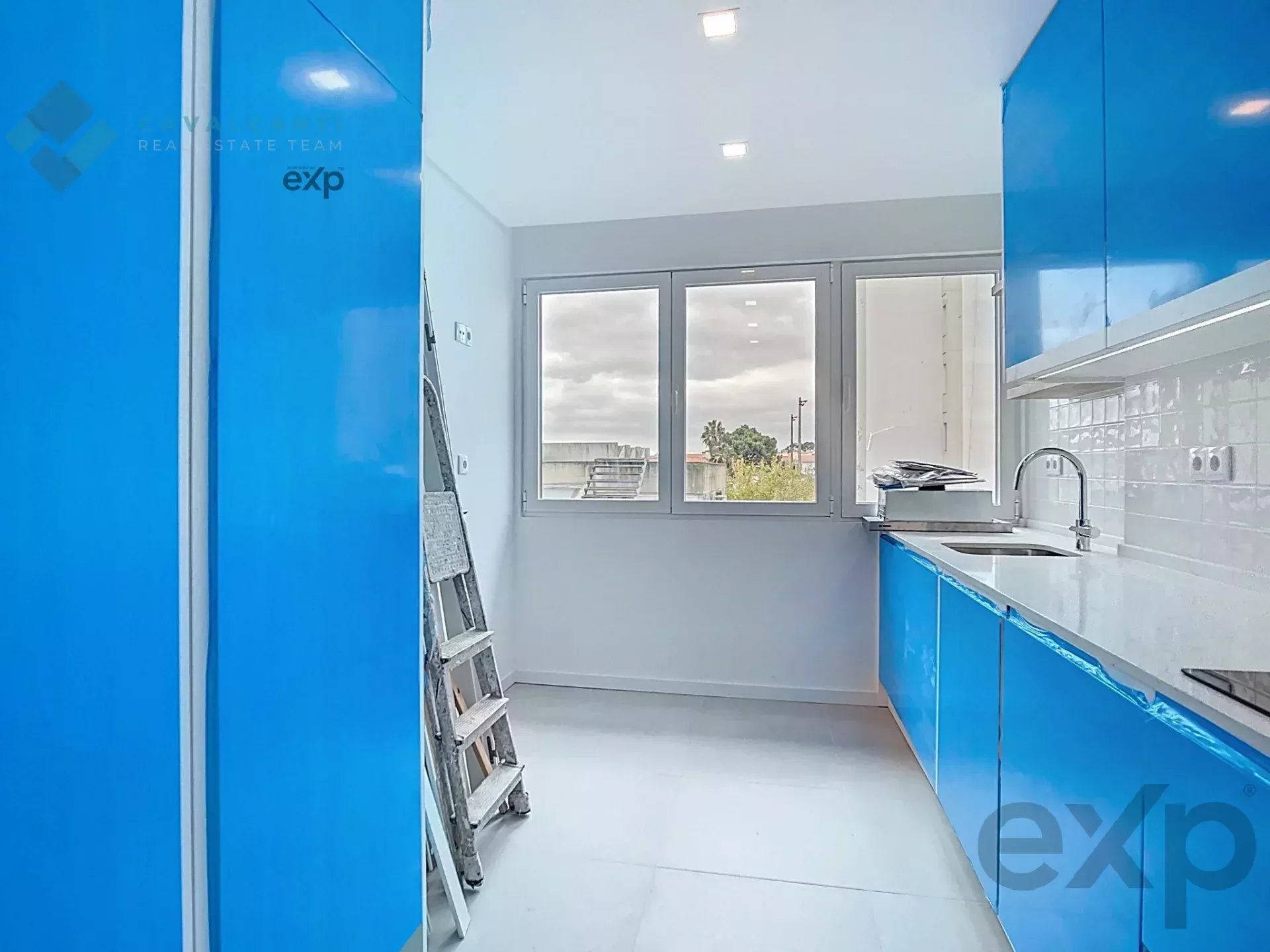 4 bedroom apartment in Alfragide Towers - Ready to move into 86367300 image 27