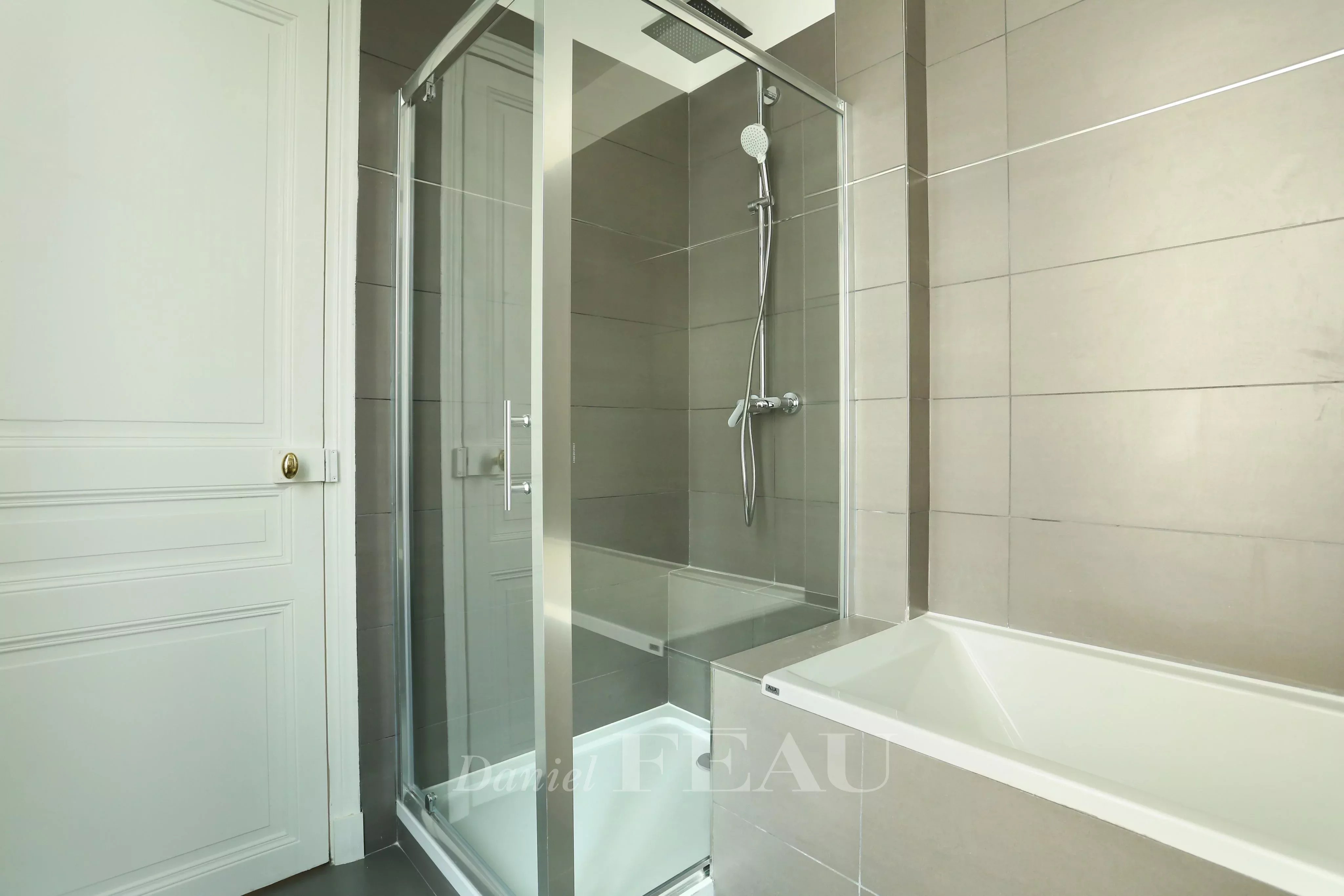 Location Appartement Paris 16ème
