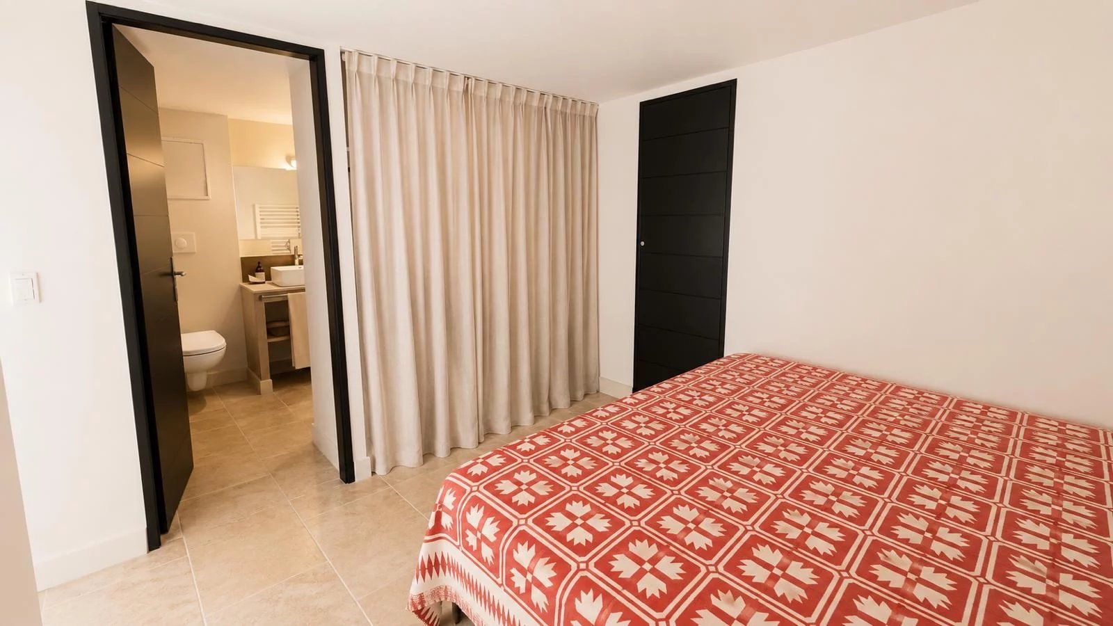 Appartement T2 + studio indépendant attenant - Le Tholonet