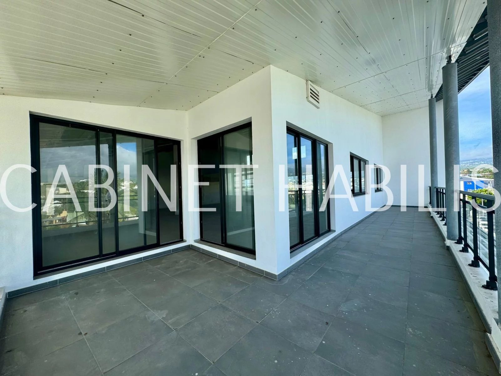 Location Local commercial Saint-Pierre