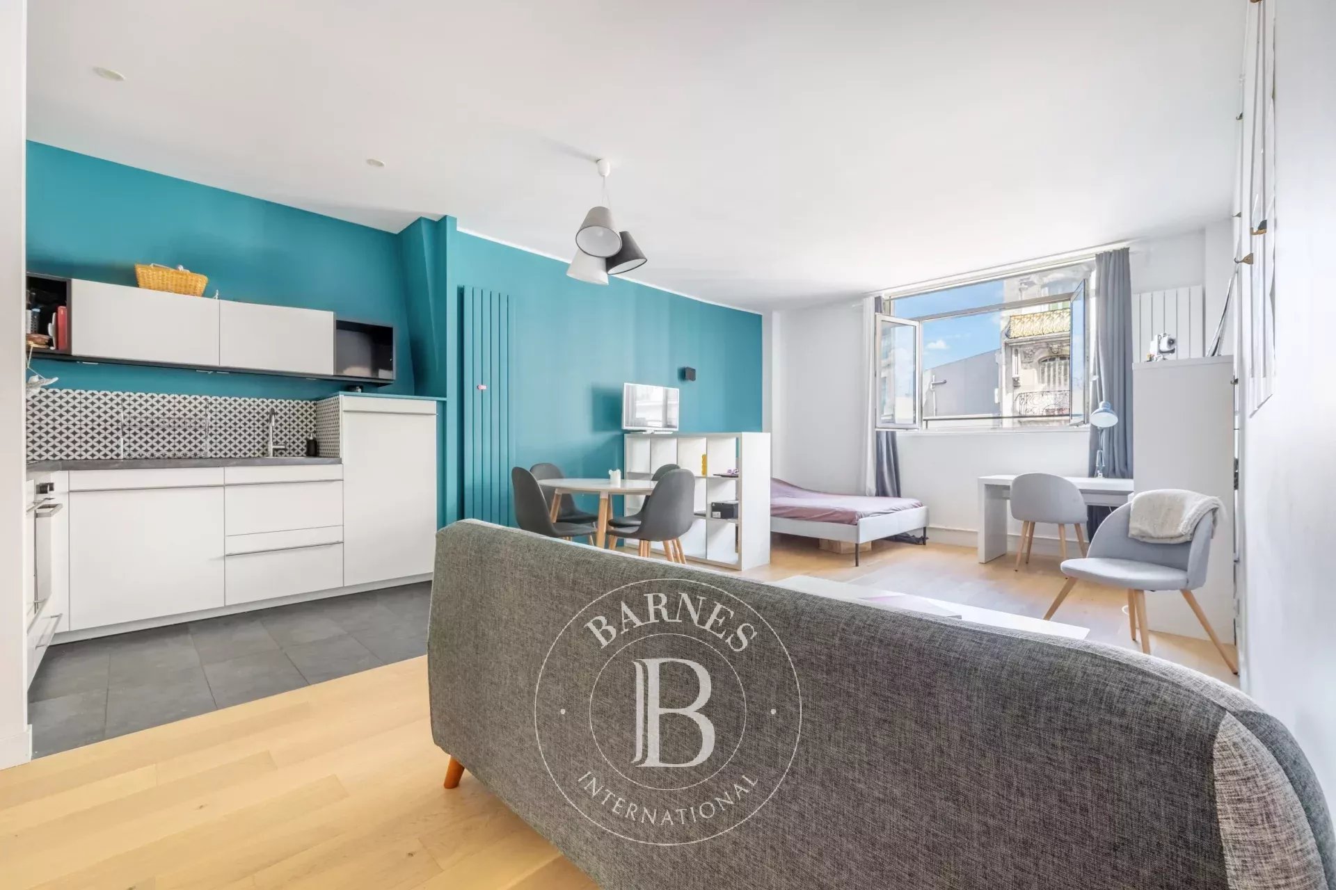 Daire Paris 4ème - picture 5