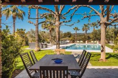 An Exceptional Provençal Estate — photo 4 of 7