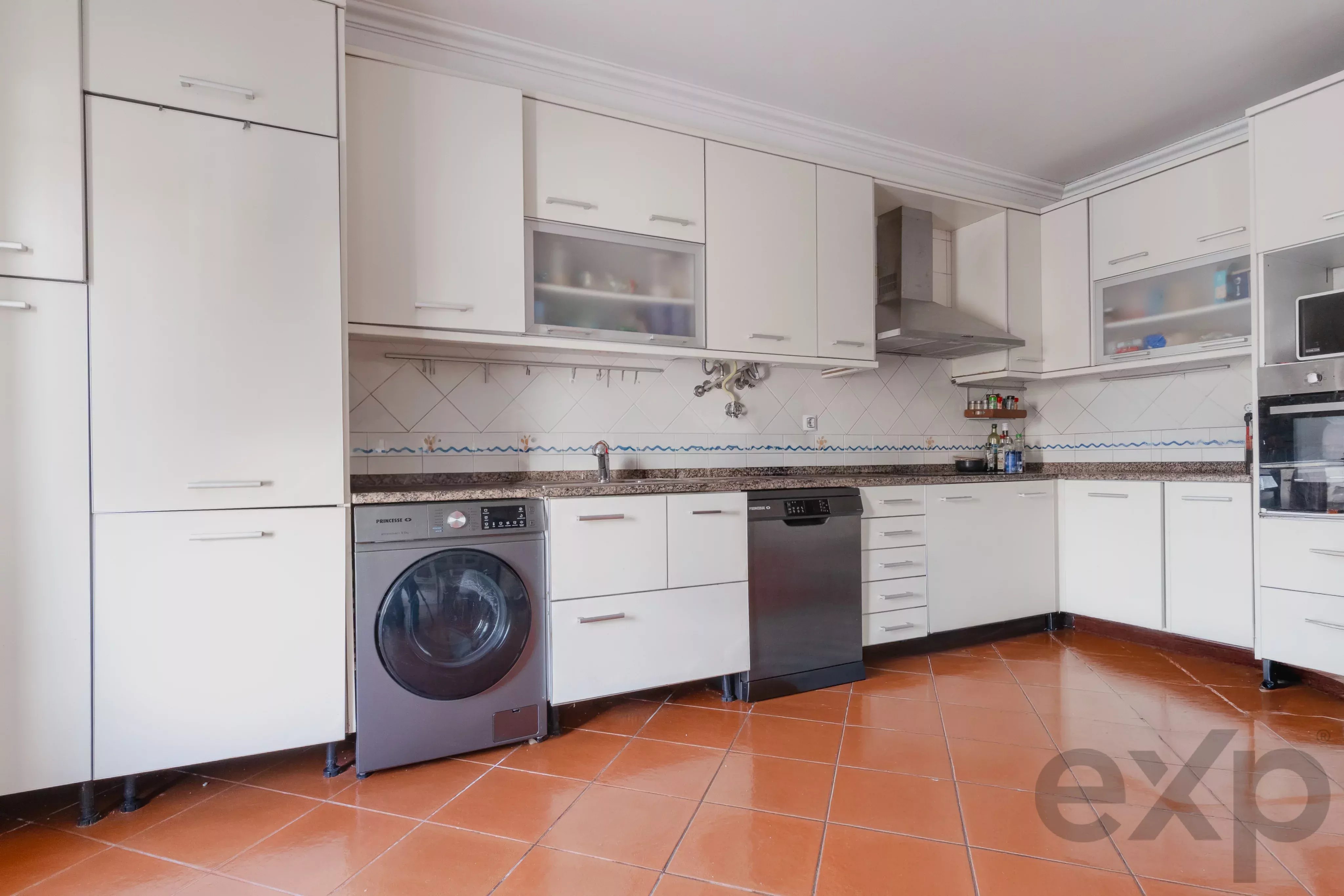 Spacious 3-Bedroom Twin Villa in Mafra, Portugal 87035720 image 36