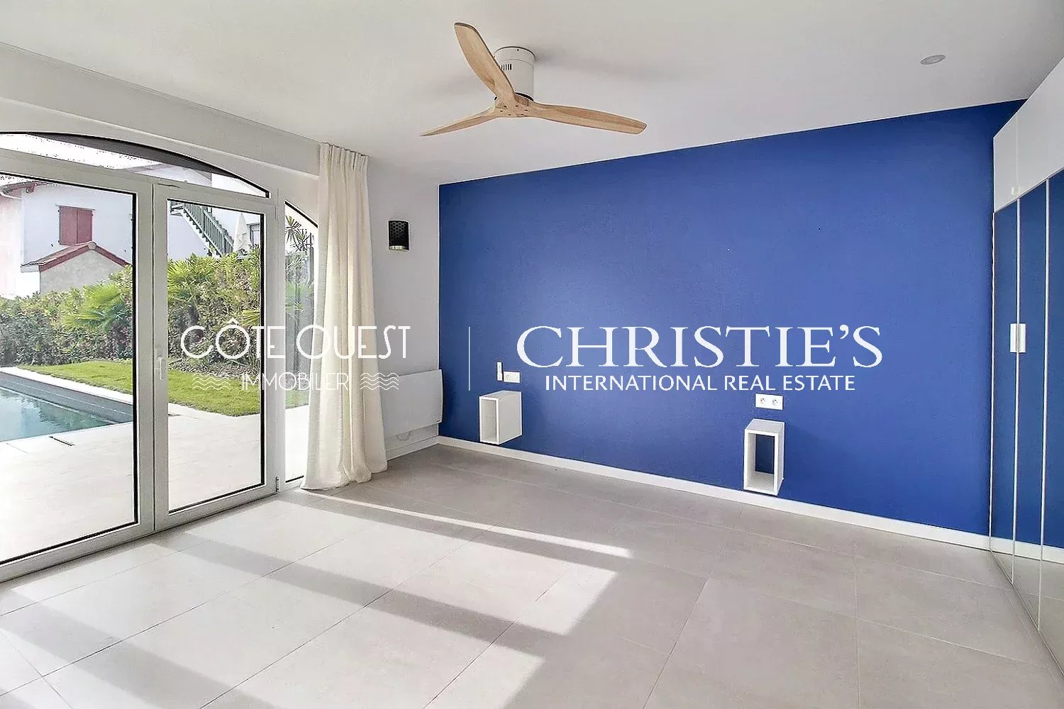 5 Bedroom Villa/Townhouse's Image 7