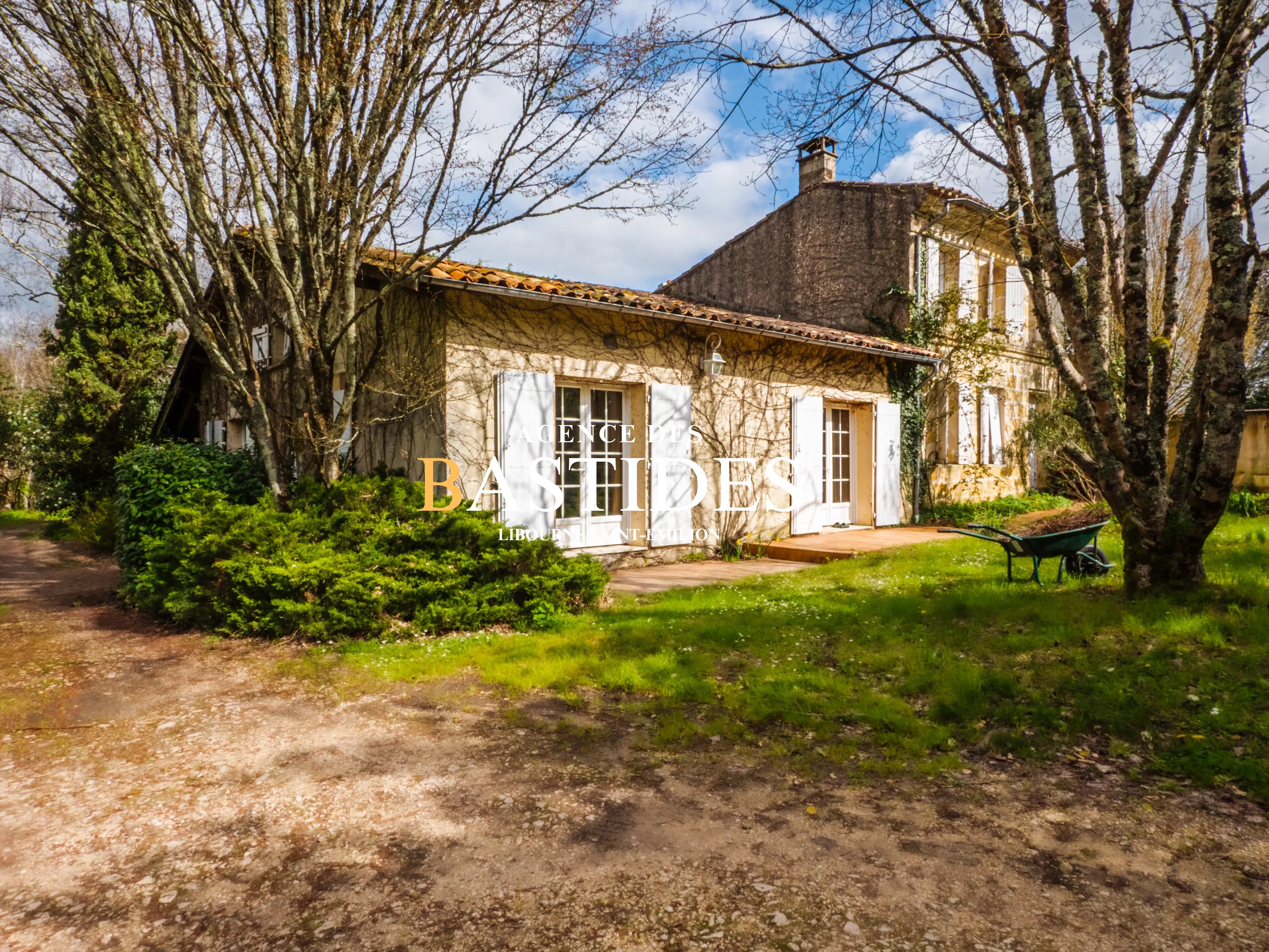 Agence immobilière de AGENCE DES BASTIDES