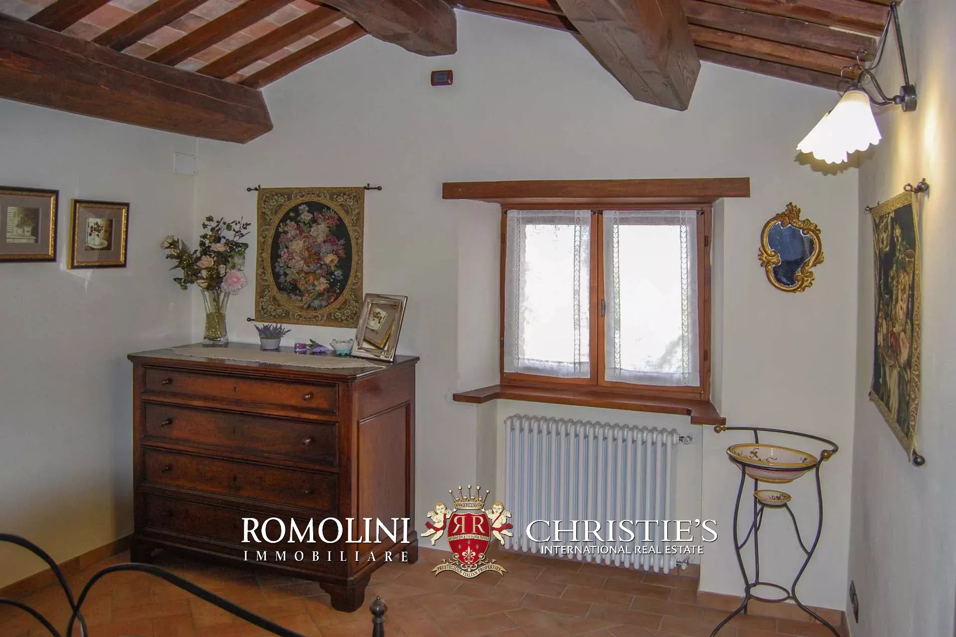 10 Bedroom Villa/Townhouse's Image 67