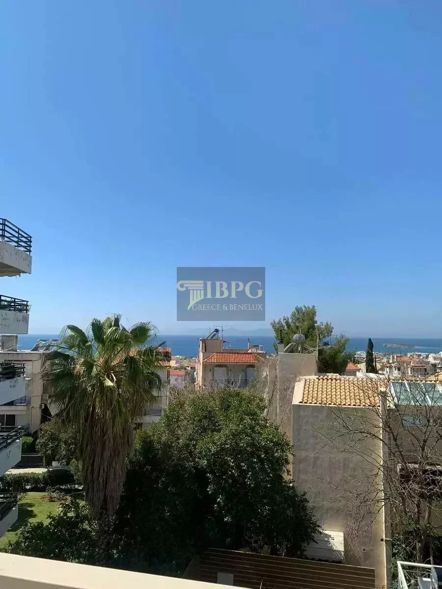 for rent House in Voula Attica 150m2 ,1200€