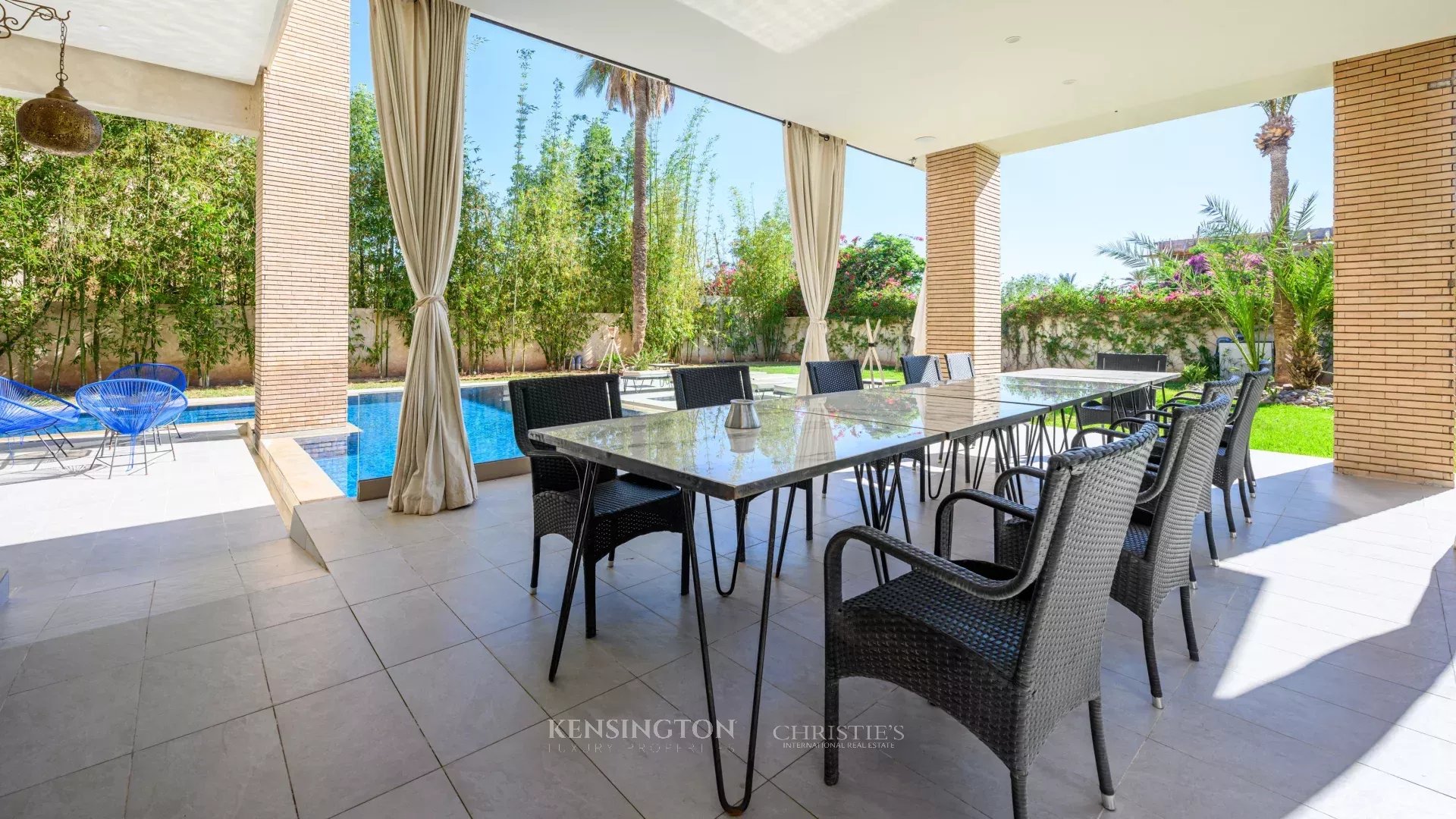 5 Bedroom Villa/Townhouse's Image 3