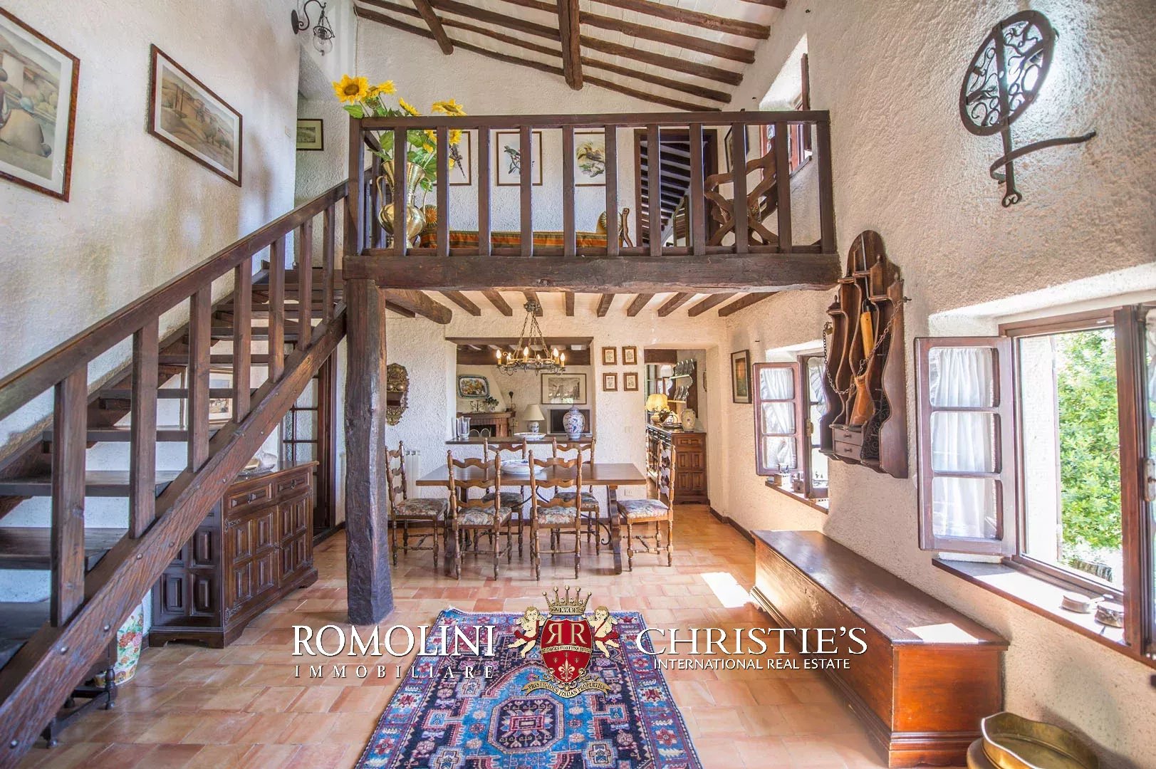 5 Bedroom Villa/Townhouse's Image 10