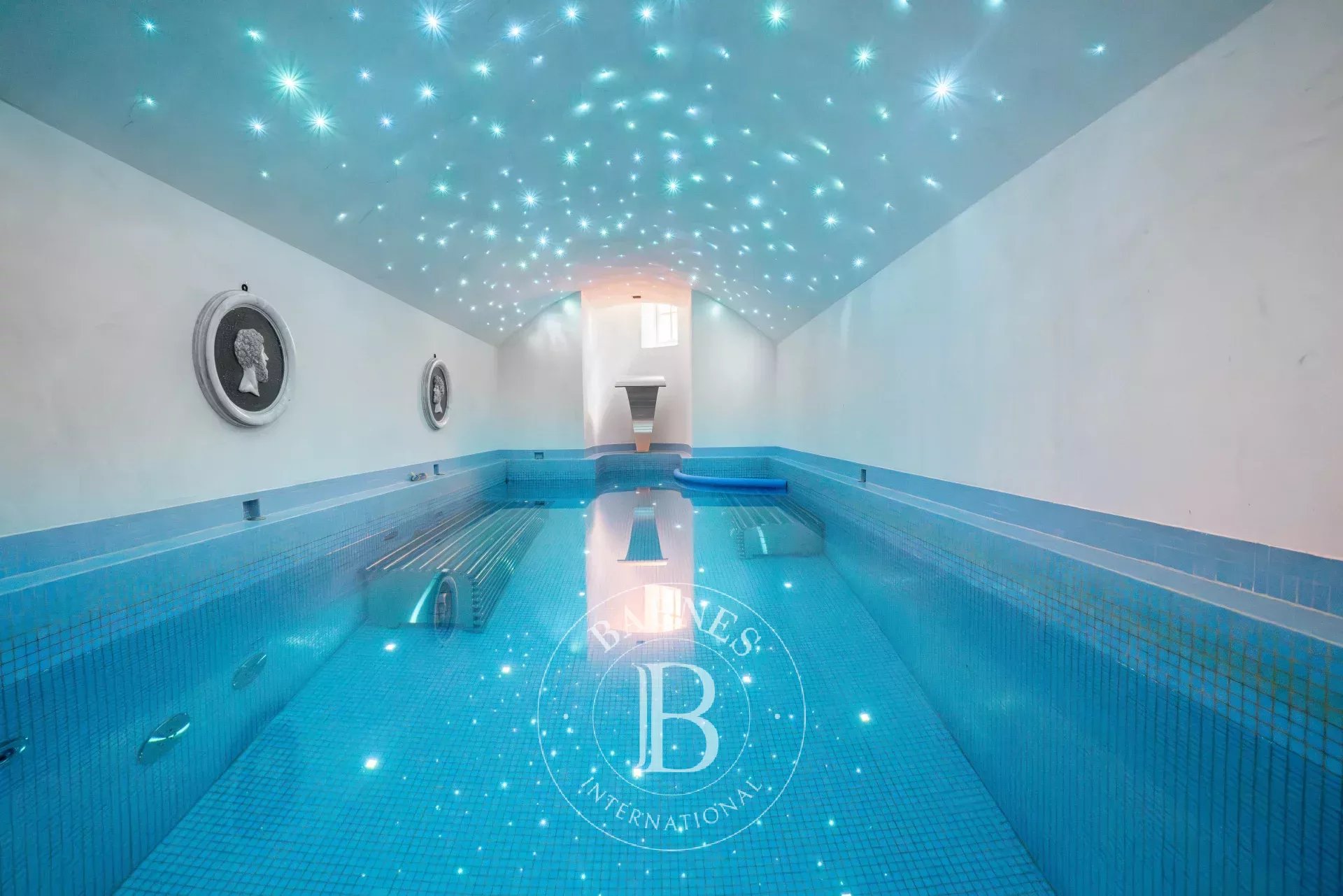 Ev Châteauneuf-Grasse