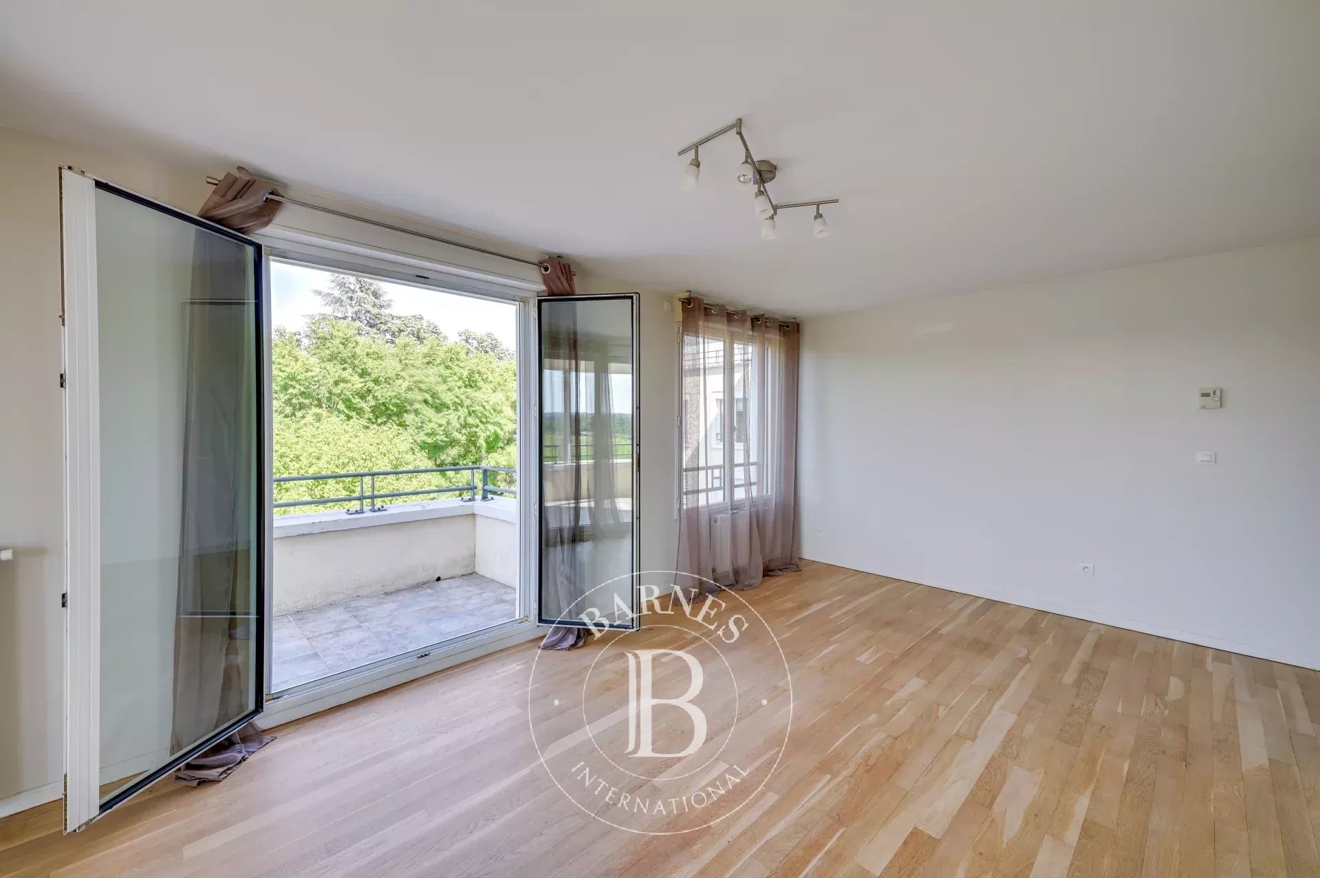 Daire Charbonnières-les-Bains