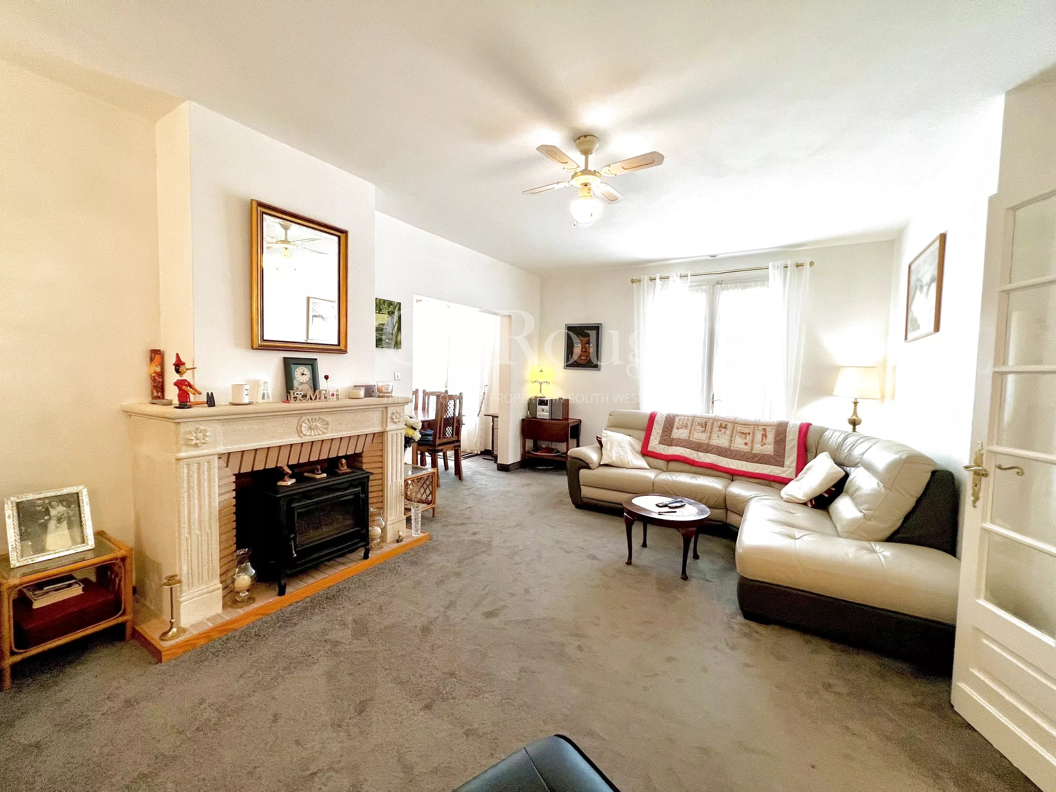 Proche de Duras - Maison de plain-pied avec 3 chambres et un jardin d'environ 2160m².