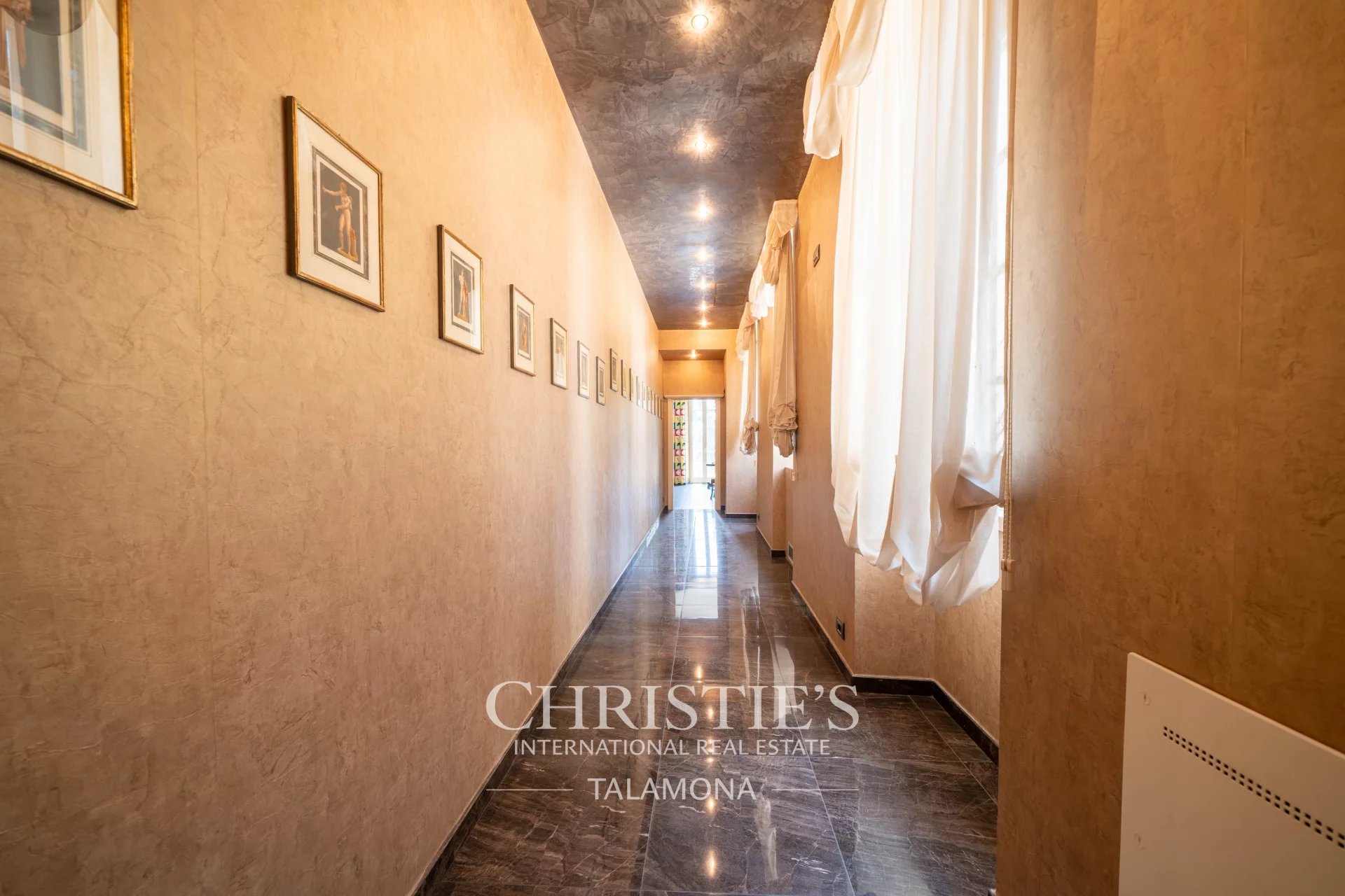 Villa/Townhouse's Image 7