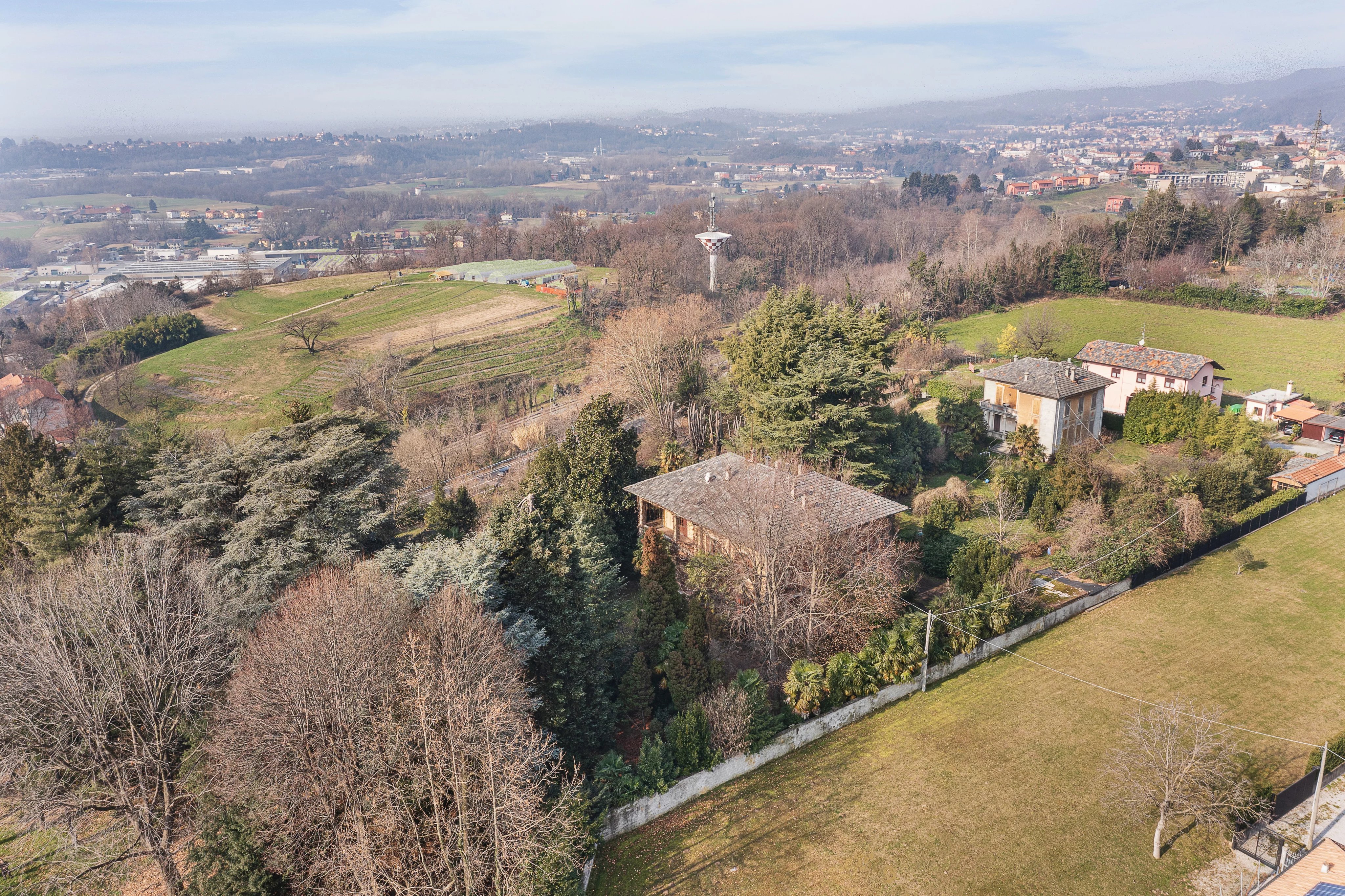 Exclusive Villa historique entourée d’un jardin privé luxuriant - picture 40 title=