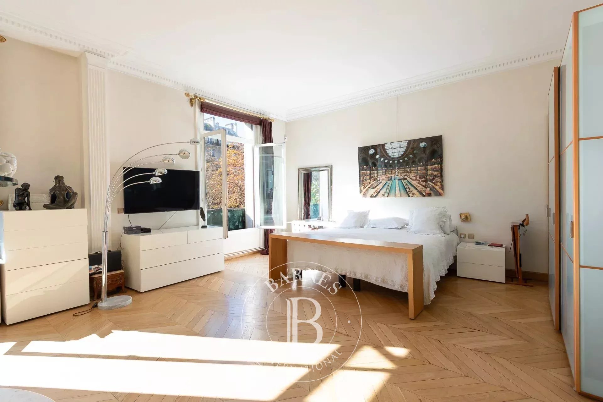 Paris 16 - Trocadéro - Reception apartment - 3/4 bedrooms - picture 10