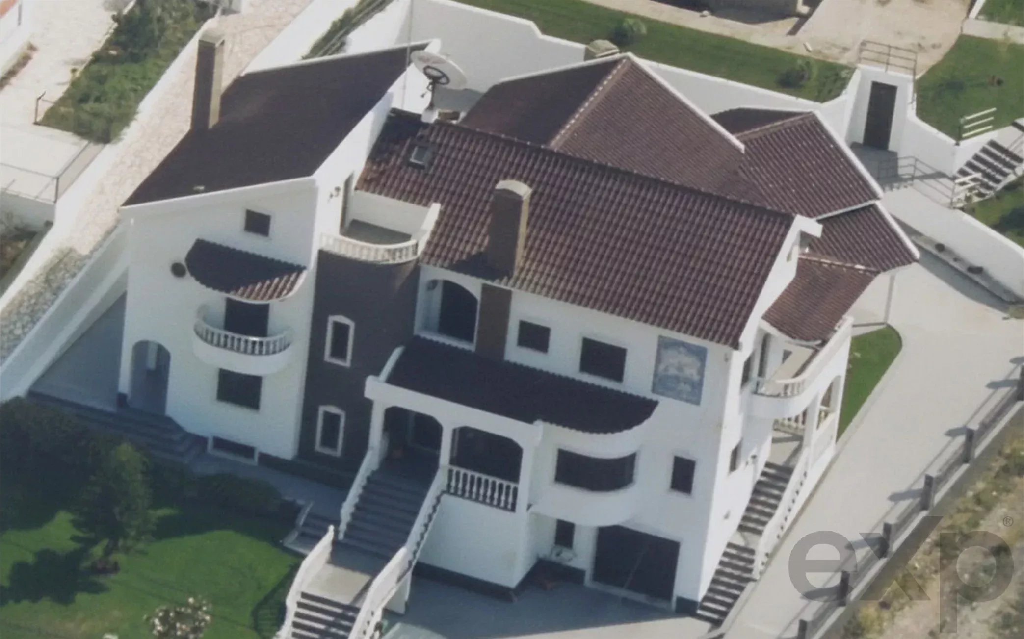Prestigious Residence with Swimming Pool 87053100 image 51