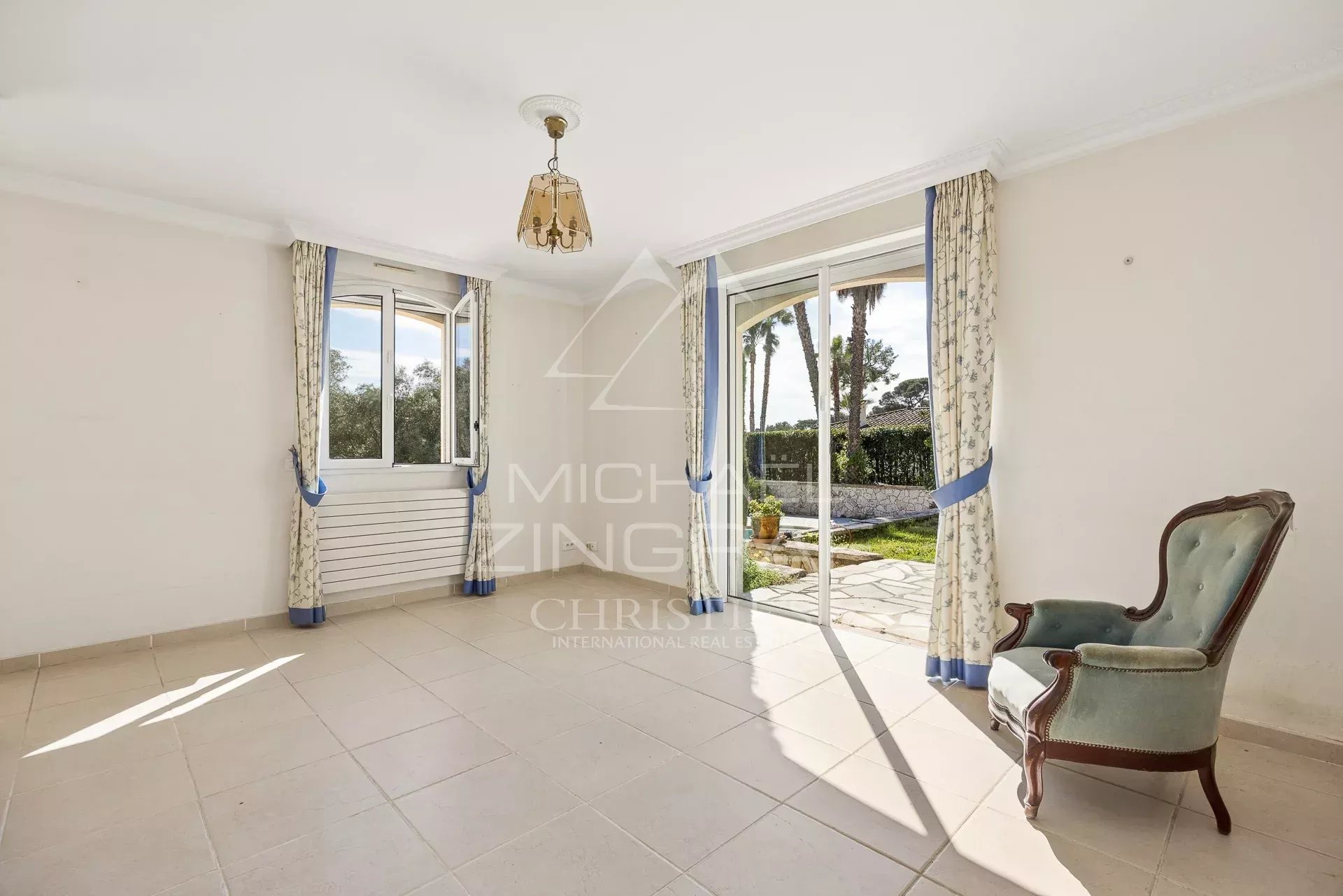 4 Bedroom Villa/Townhouse's Image 4