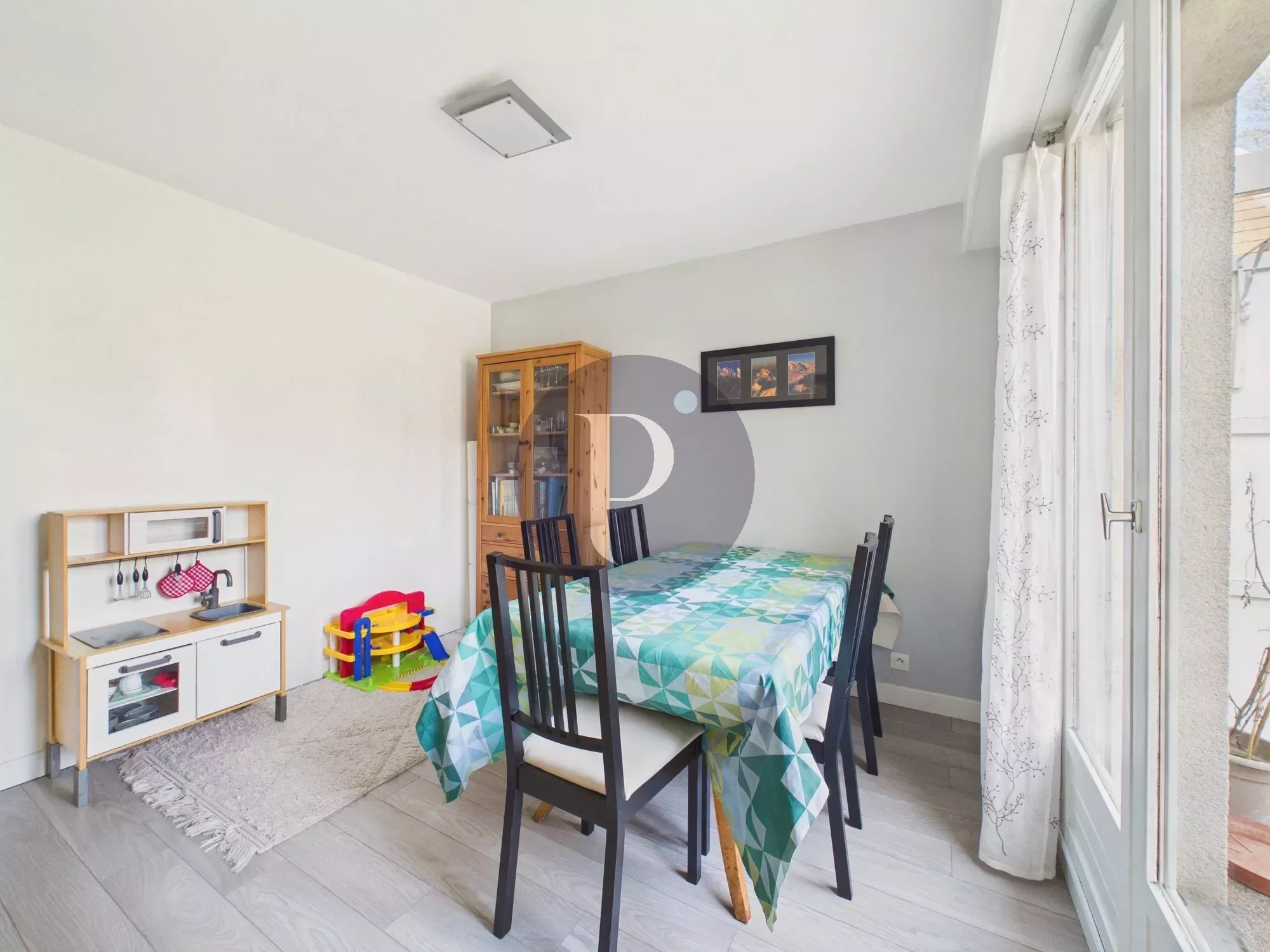 vente-duplex-6-pieces-verrieres-le-buisson-86759337