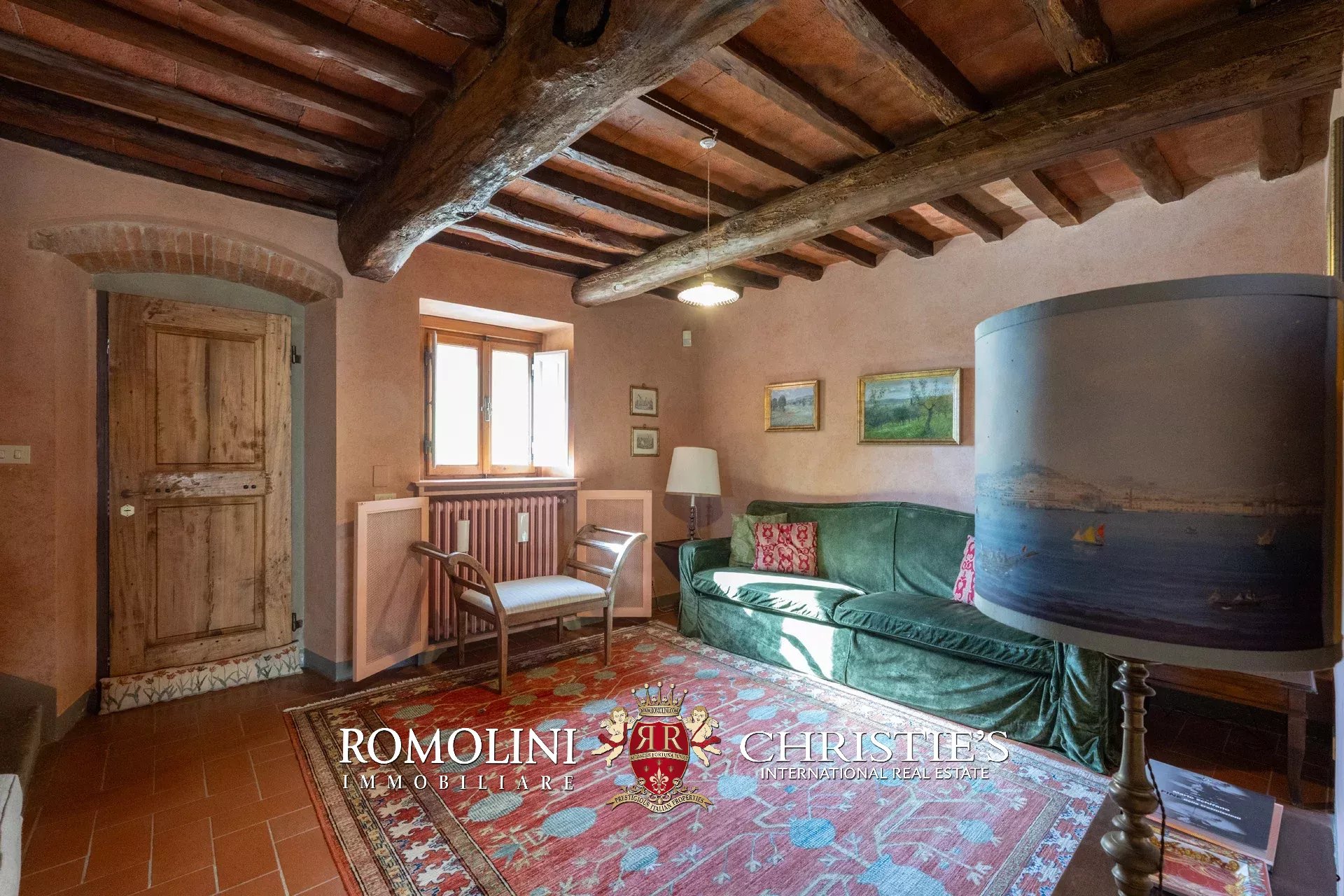 13 Bedroom Villa/Townhouse's Image 27