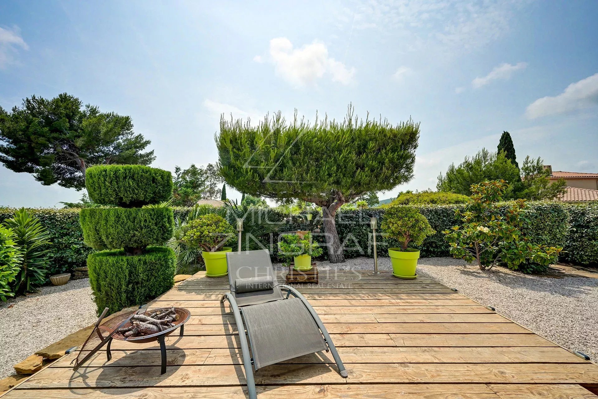 4 Bedroom Villa/Townhouse's Image 17