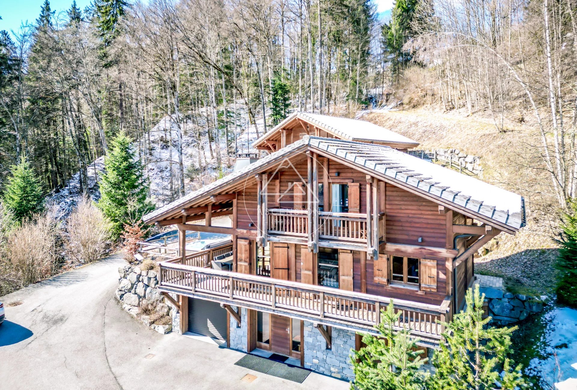 Agence immobilière de 