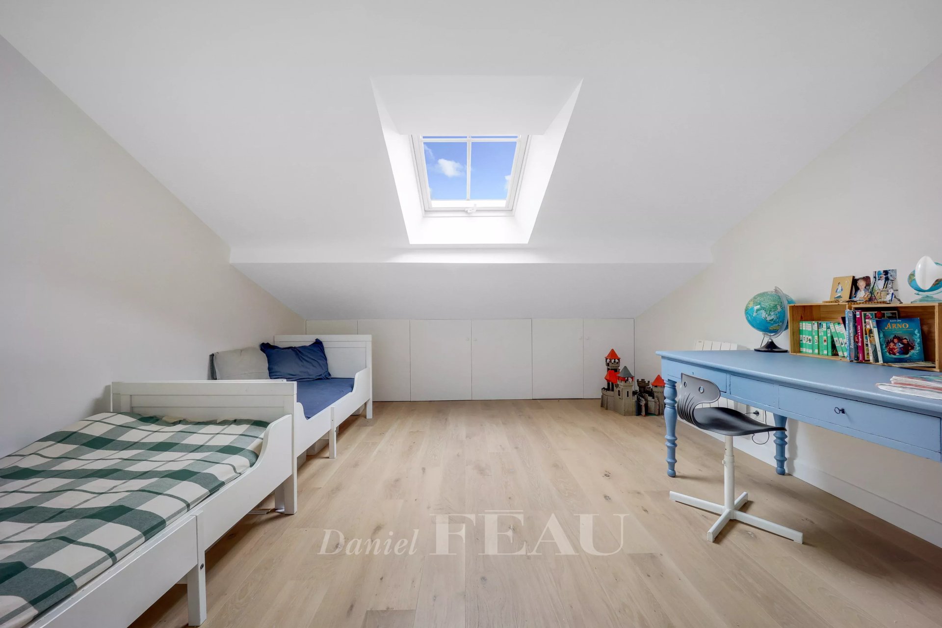 6 Bedroom Apartment/Flat's Image 5