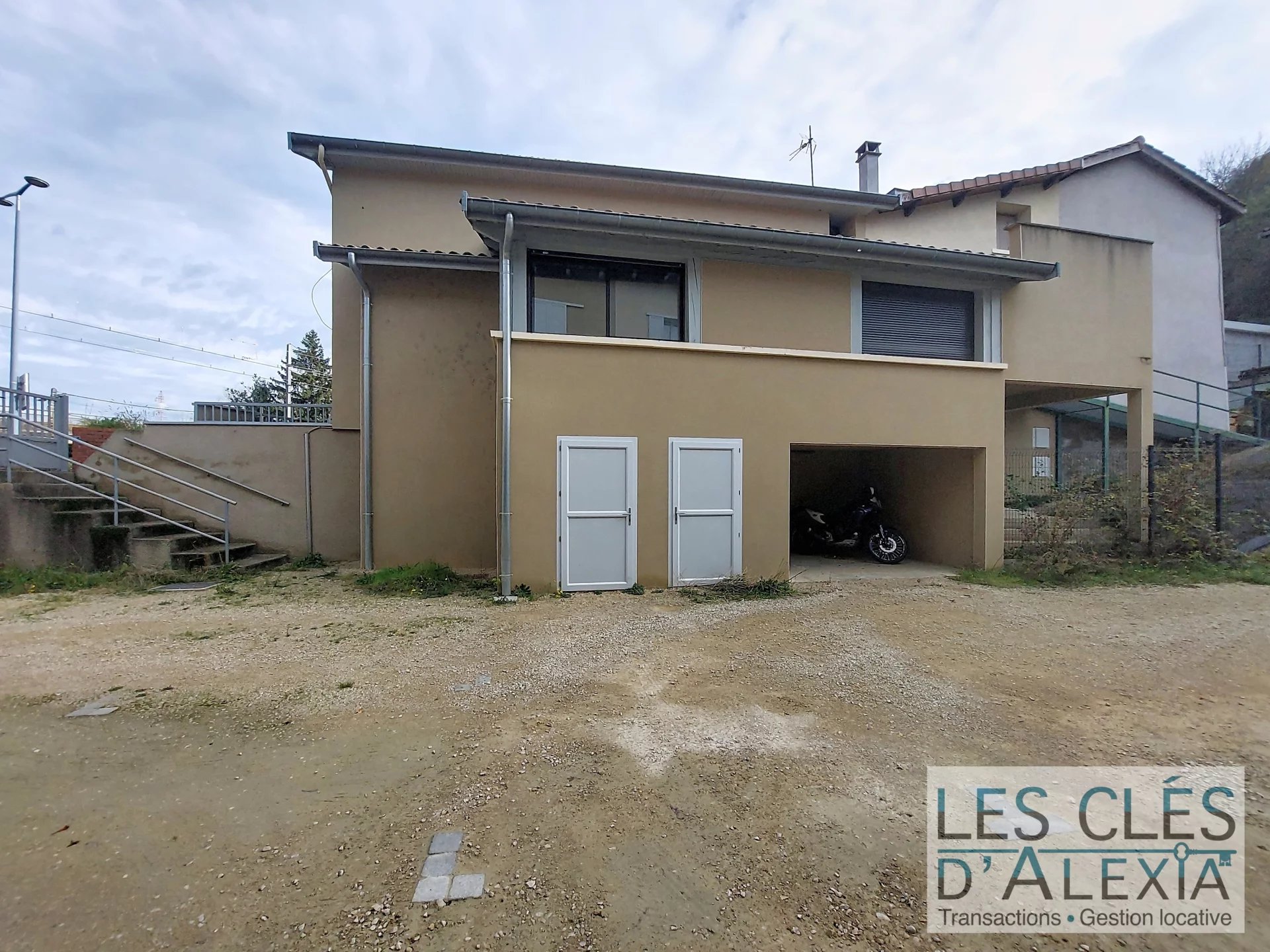 Agence immobilière de 