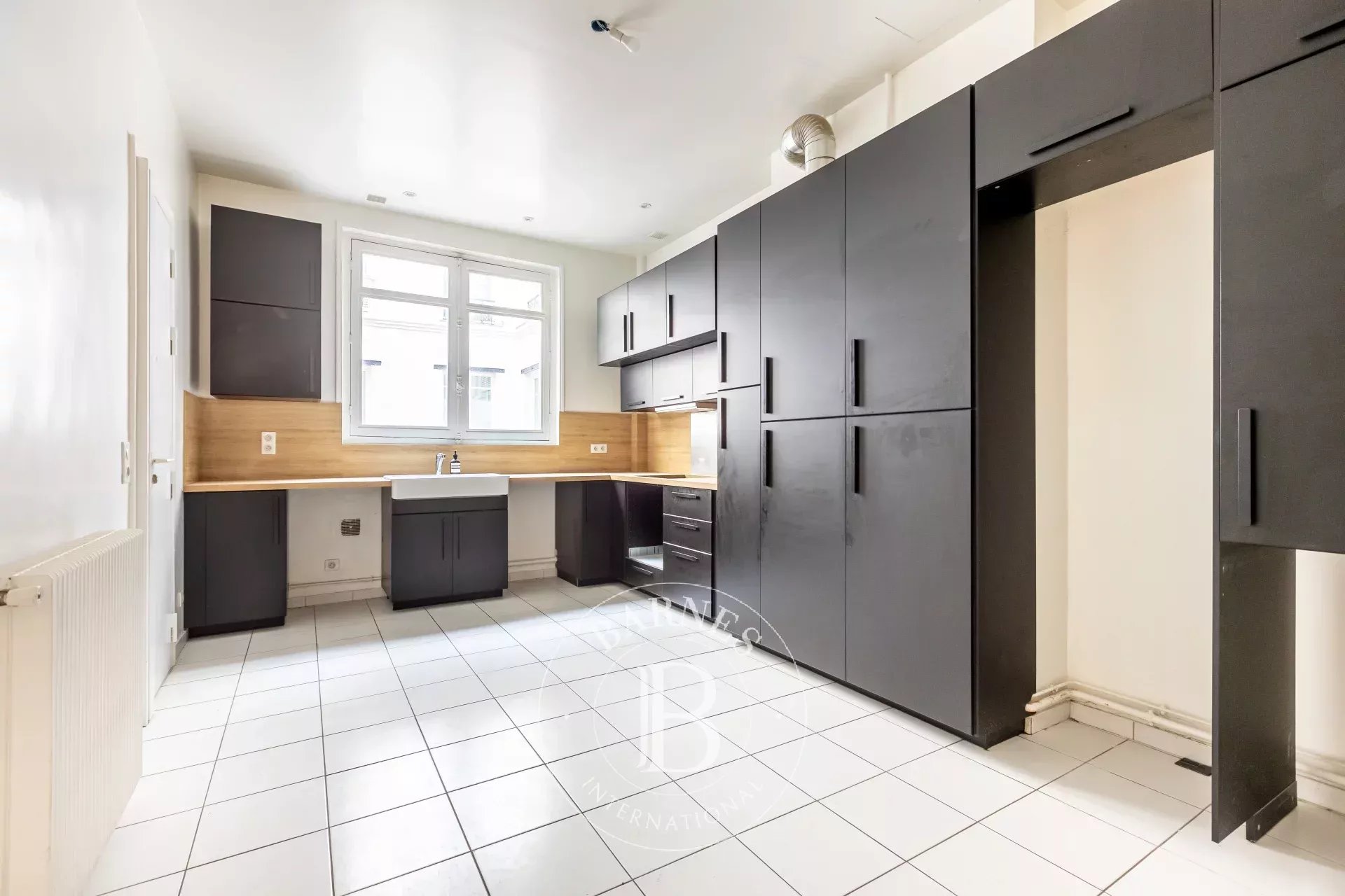 Daire Paris 8ème - picture 8