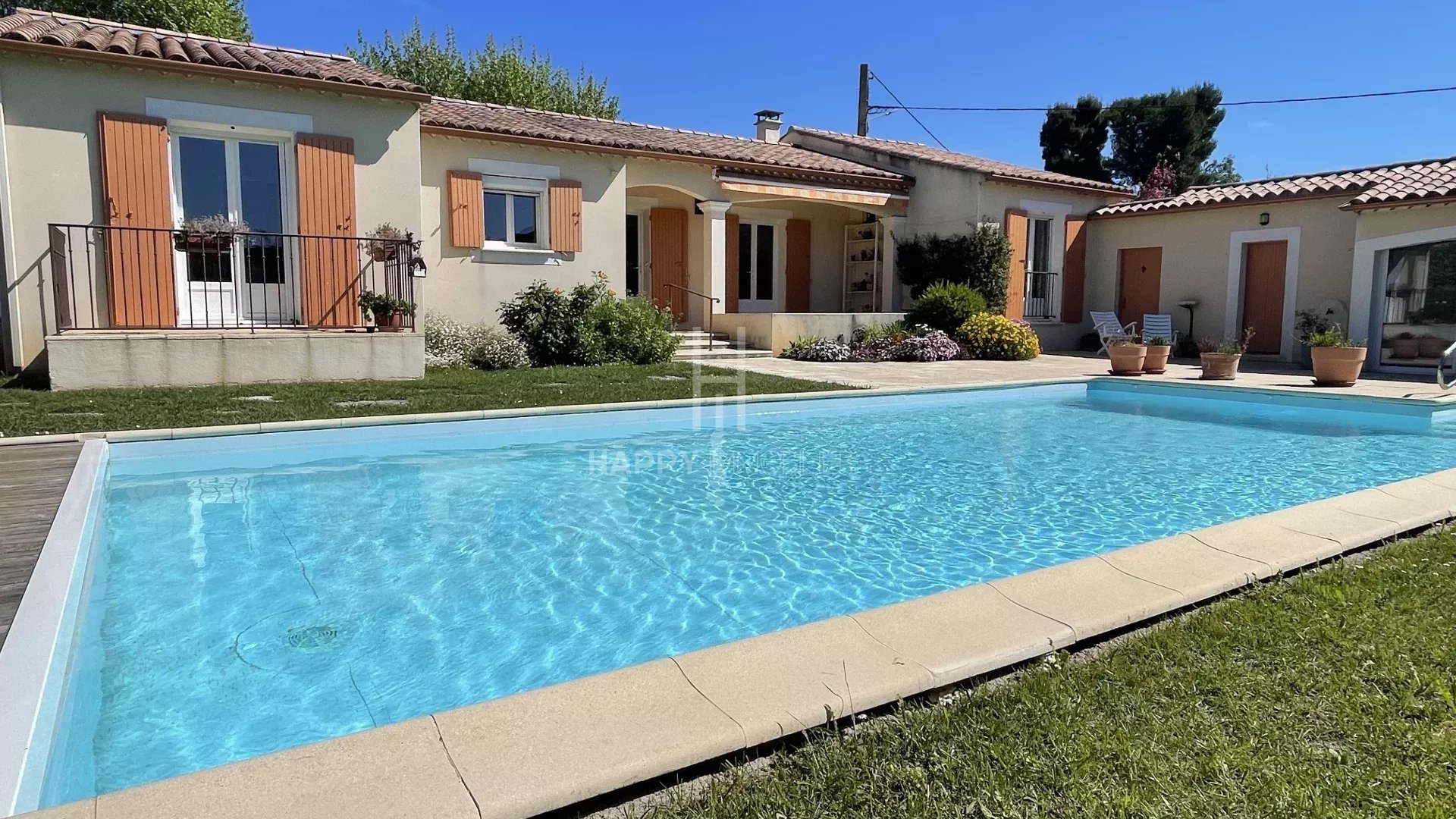 CENTRE VILLAGE DE MAUSSANE LES ALPILLES