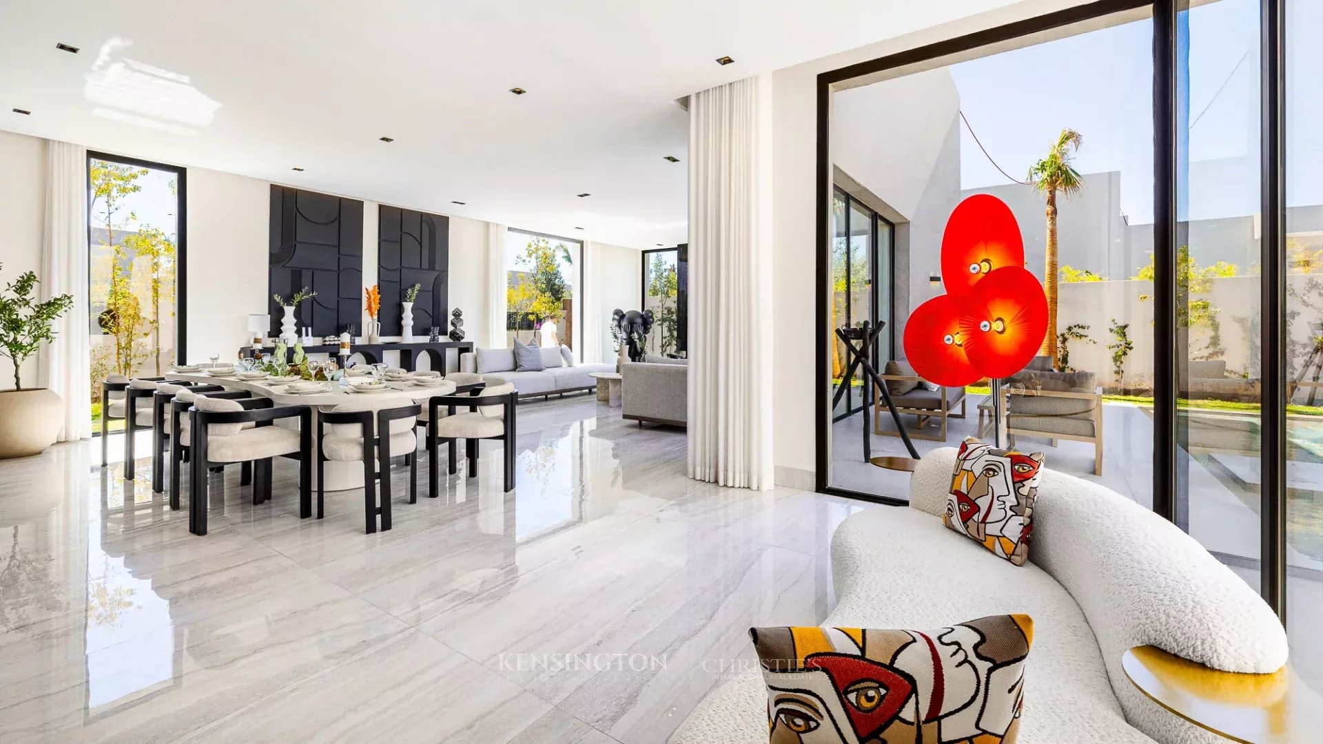 4 Bedroom Villa/Townhouse's Image 21