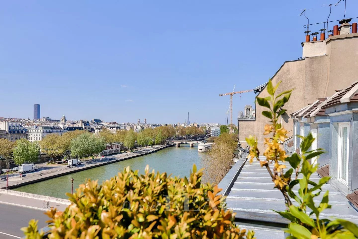 Rental Apartment Paris 4th