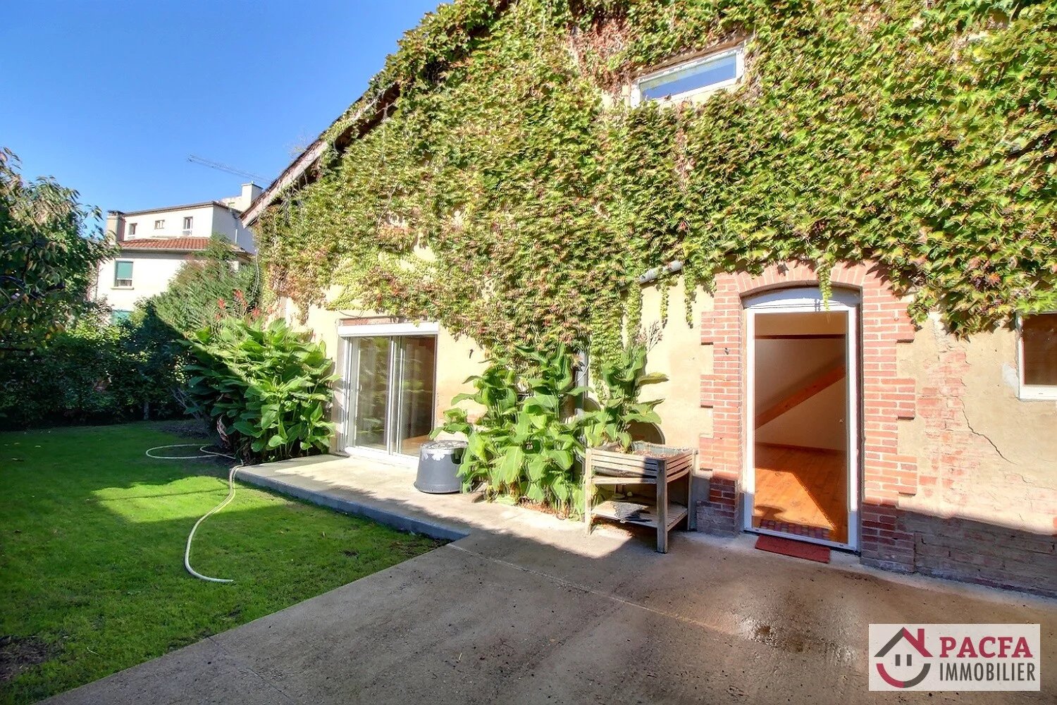 Agence immobilière de 