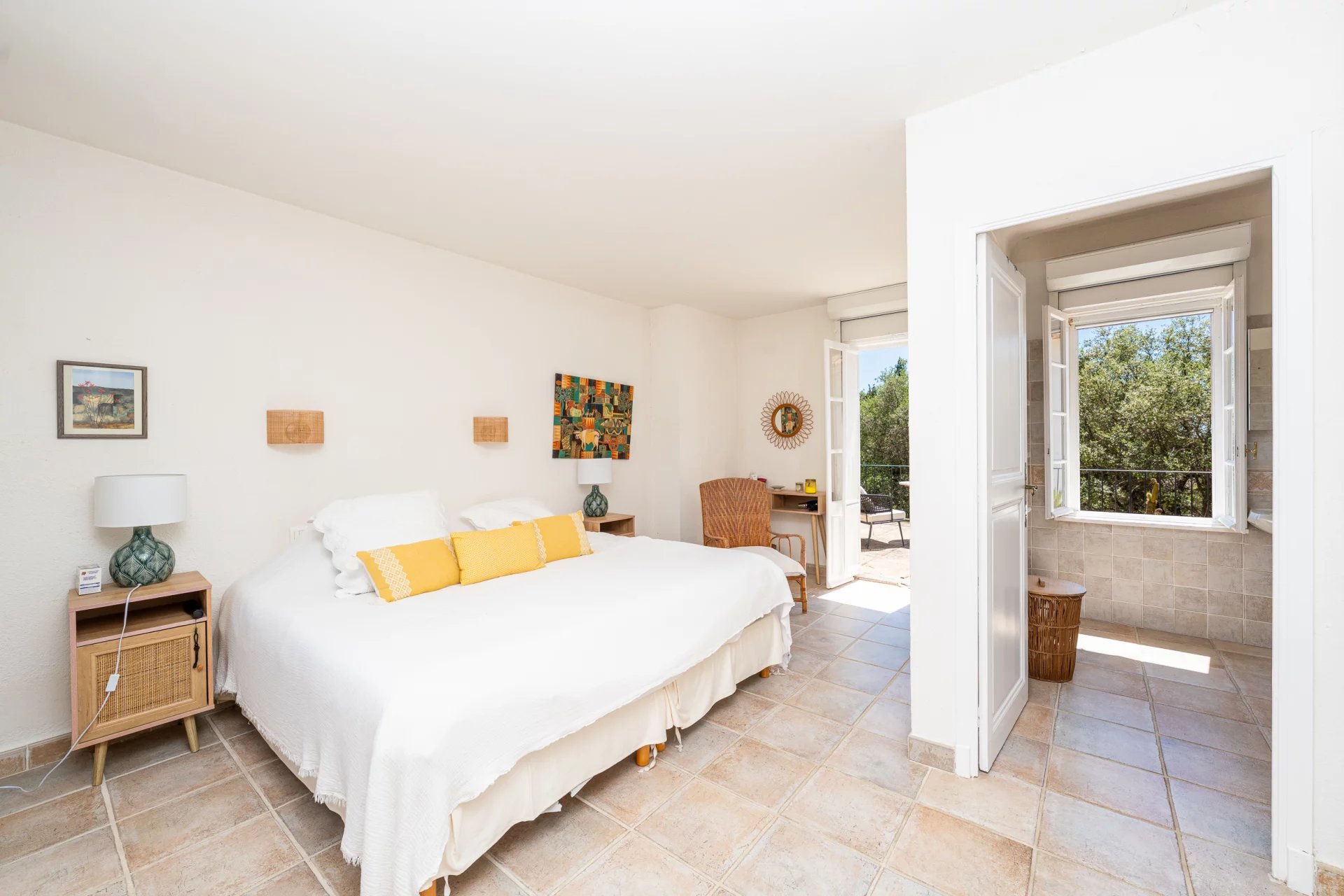7950515-Propriété Opio
