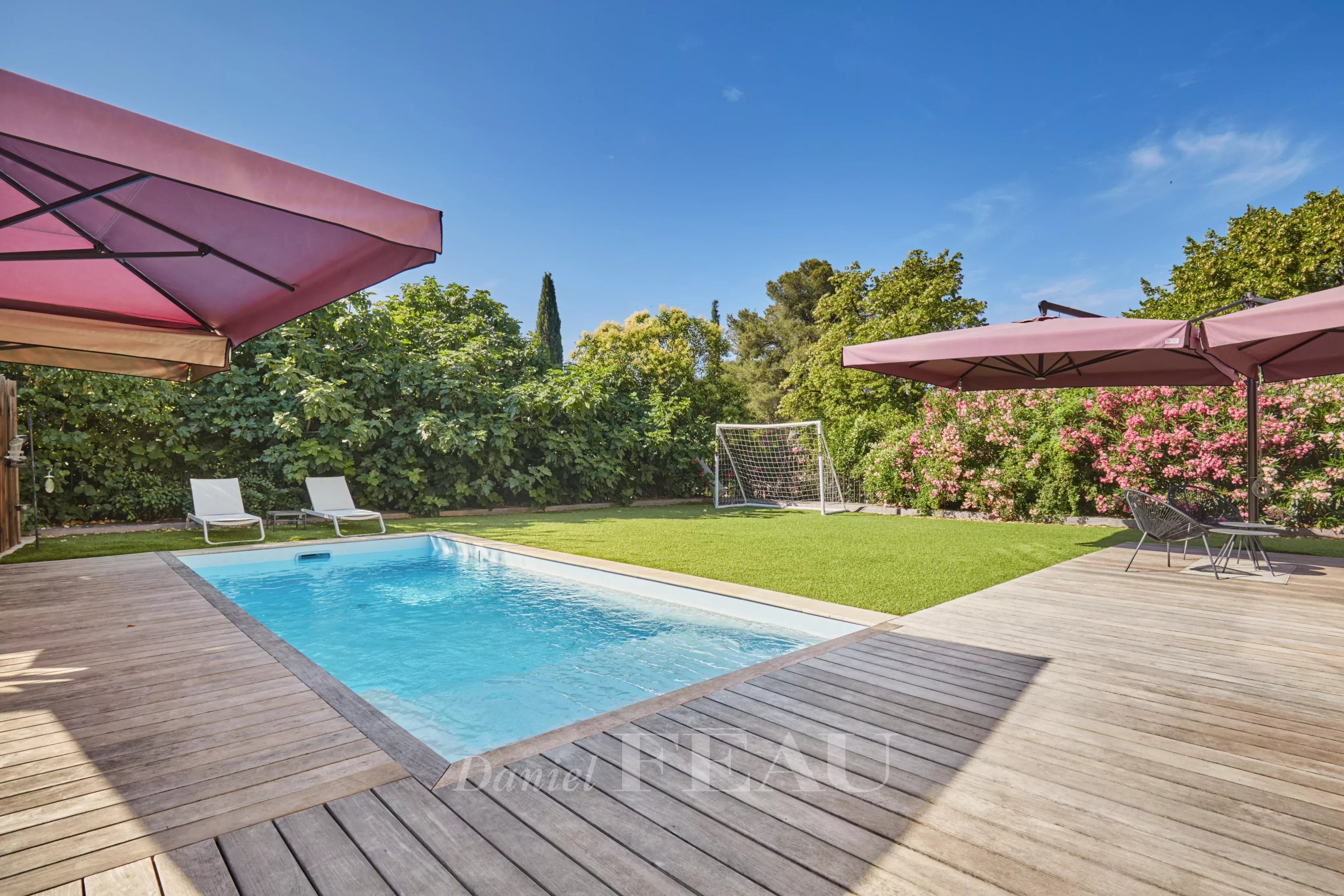 Aix-en-Provence - Villa contemporaine avec piscine, au calme