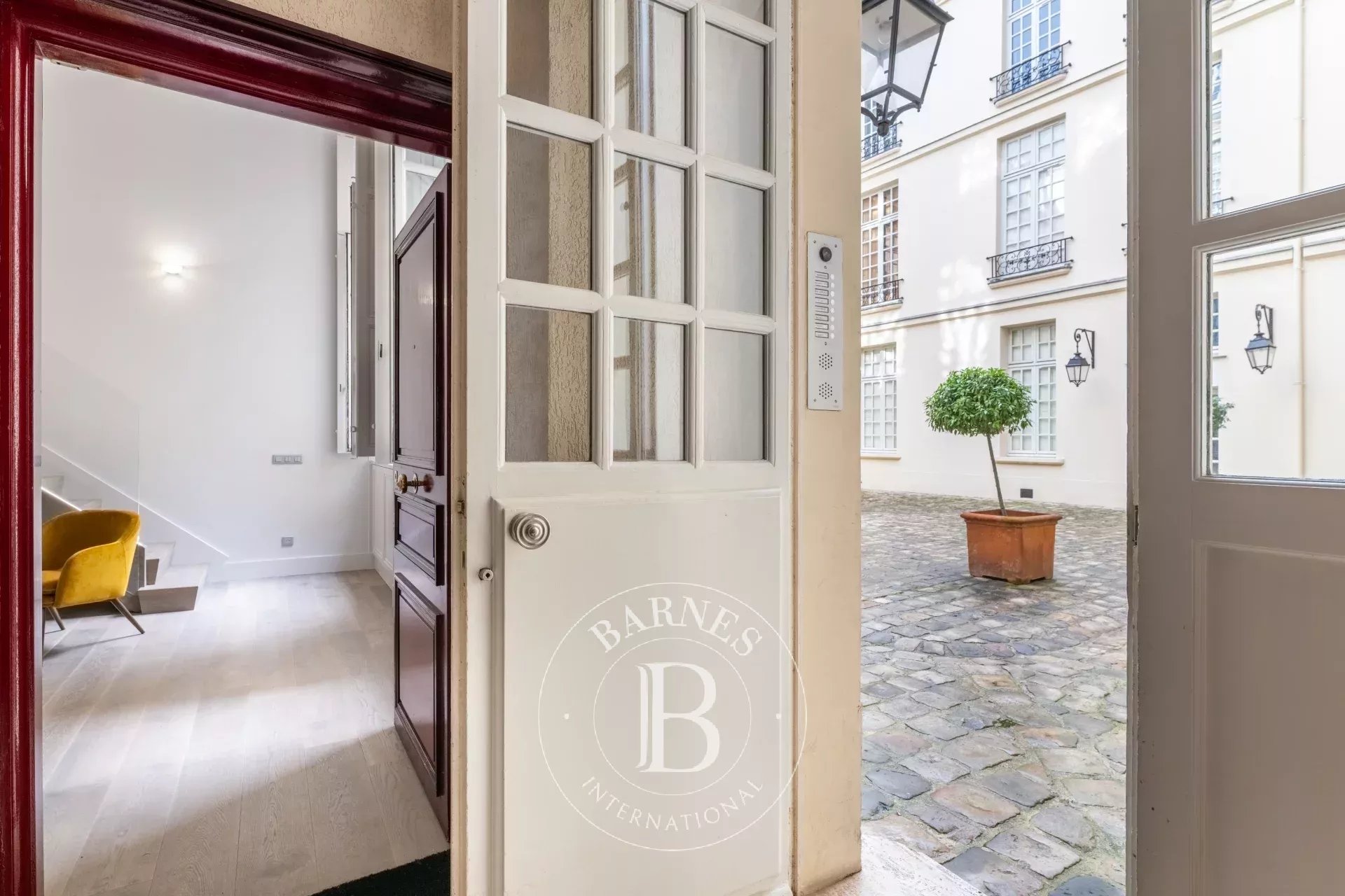 Daire Paris 3ème - picture 20