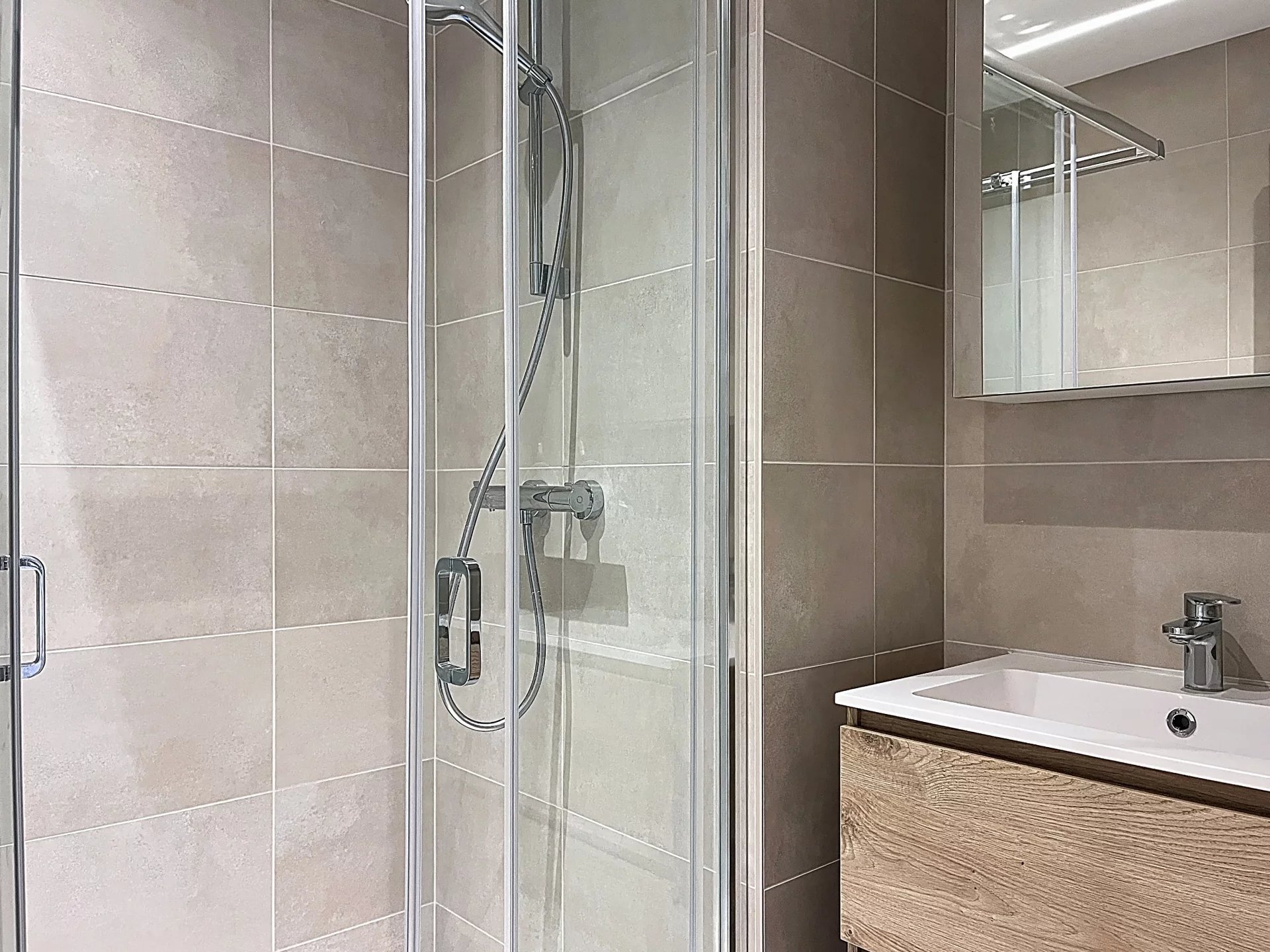 Rogier - Furnished 2bedroom apartment