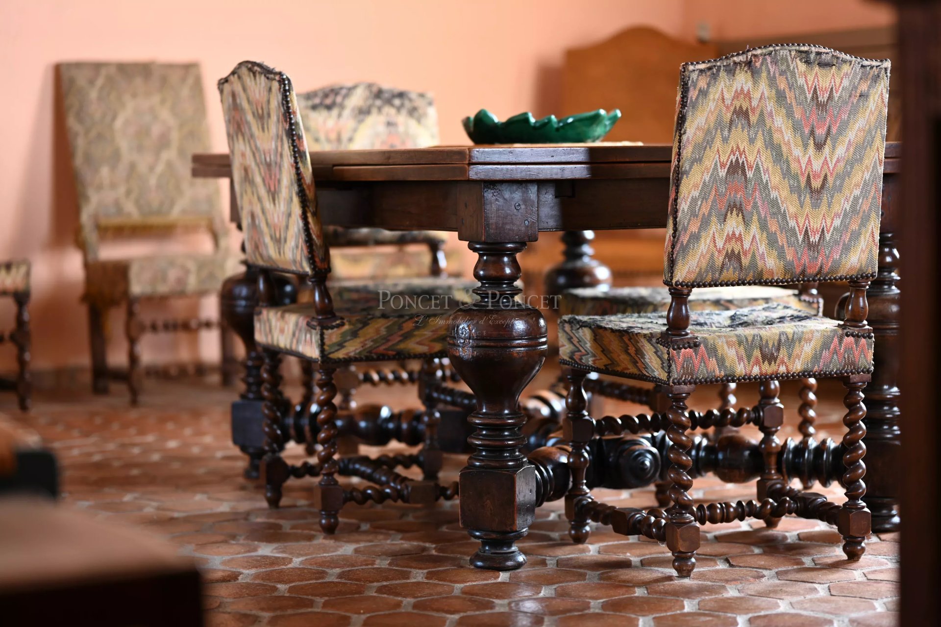 7 Bedroom Chateau's Image 16
