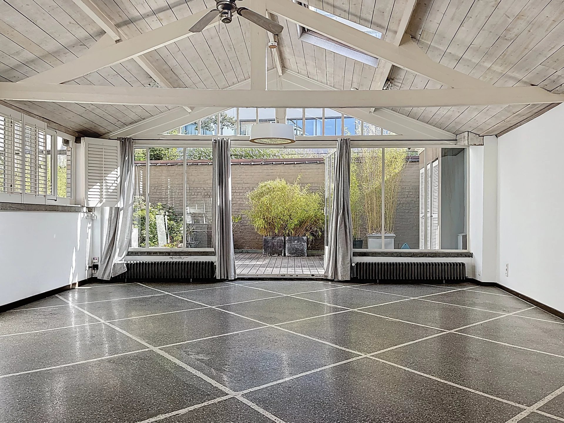 Chatelain - Arrière-maison 2 chambres, grandes terrasses