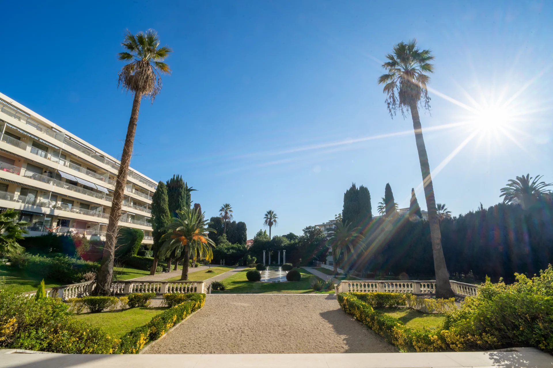 Qlistings - 2 Bedrooms - Apartment - Alpes-Maritimes - For Sale - 10649 Property Image