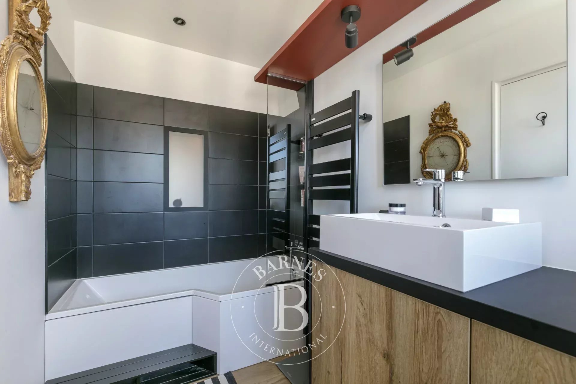 Neuilly-sur-Seine  - Appartement 2 Pi&egrave;ces, 1 Chambre - picture 12