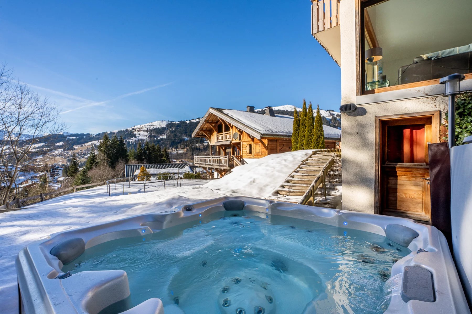 Photo of LES GETS - 5 bedroom chalet in Les Gets