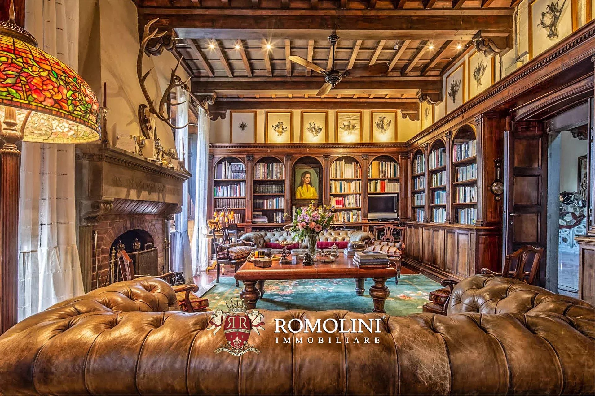 8 Bedroom Villa/Townhouse's Image 15