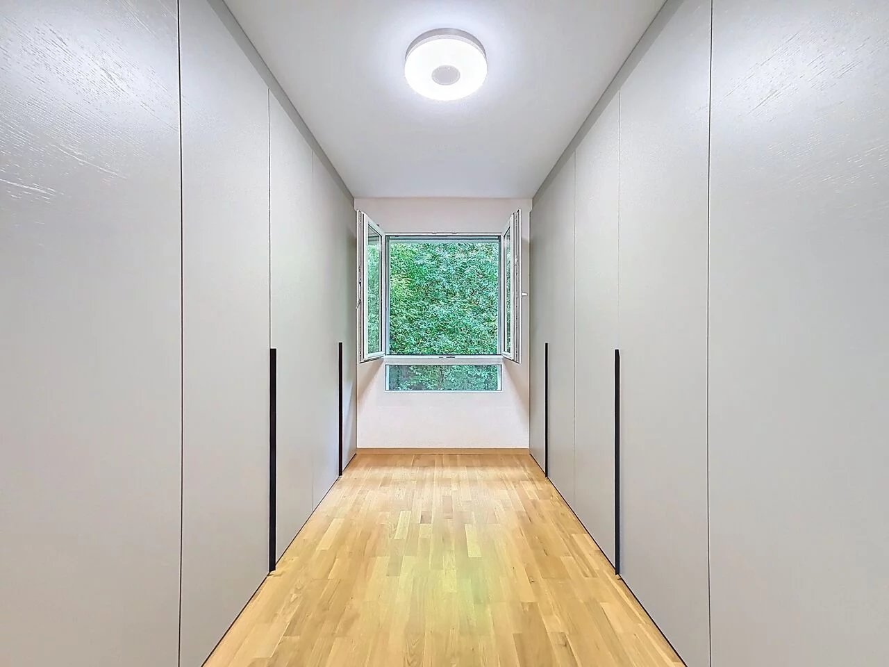 Attique moderne avec terrasse panoramique