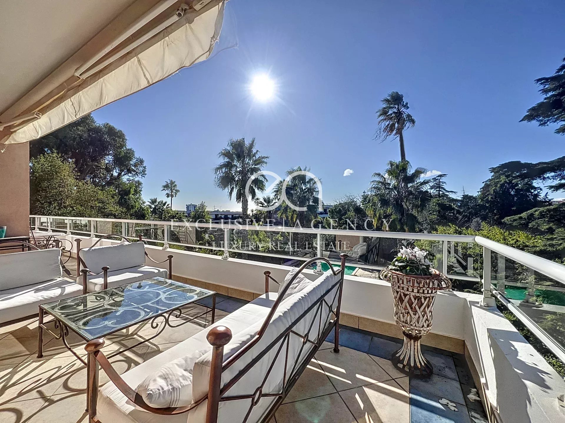 CANNES CALIFORNIE VENTE 3 PIECES 70m² TERRASSE 30M²