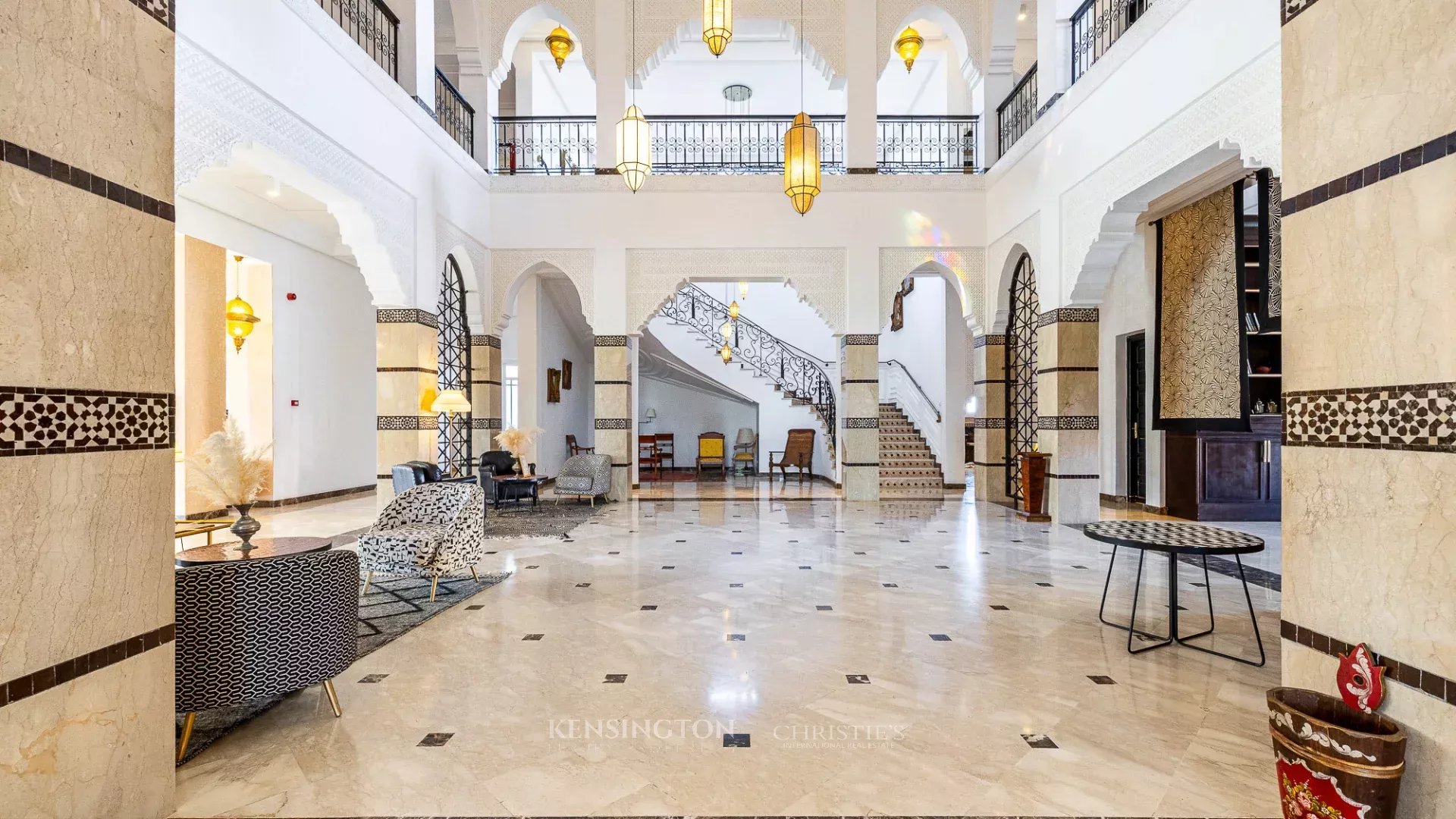 14 Bedroom Villa/Townhouse's Image 5